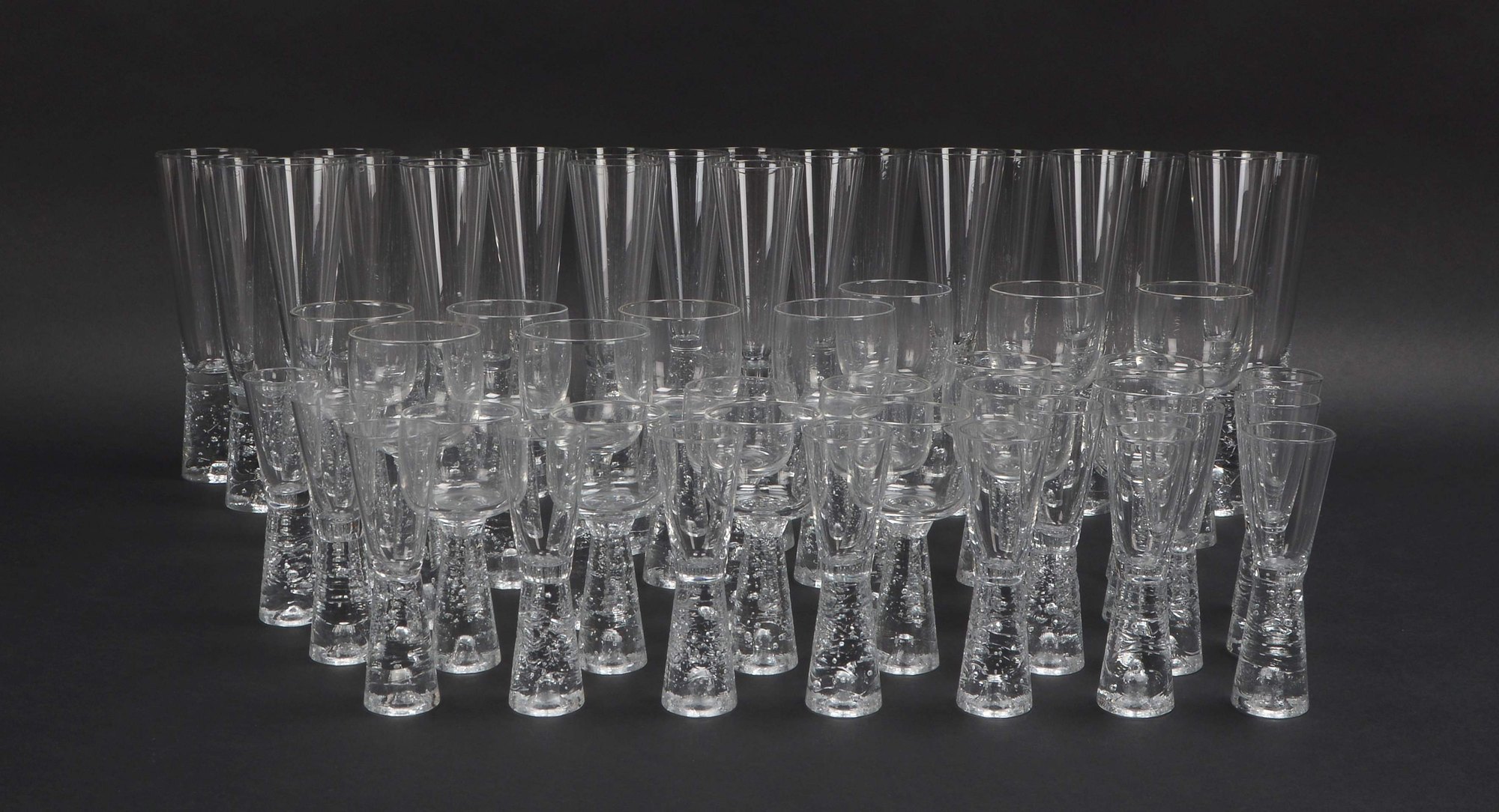 Iittala/Finnland, Tischglas-Konvolut, Serie 'Arkipelago', für verschiedene Getränkearten
