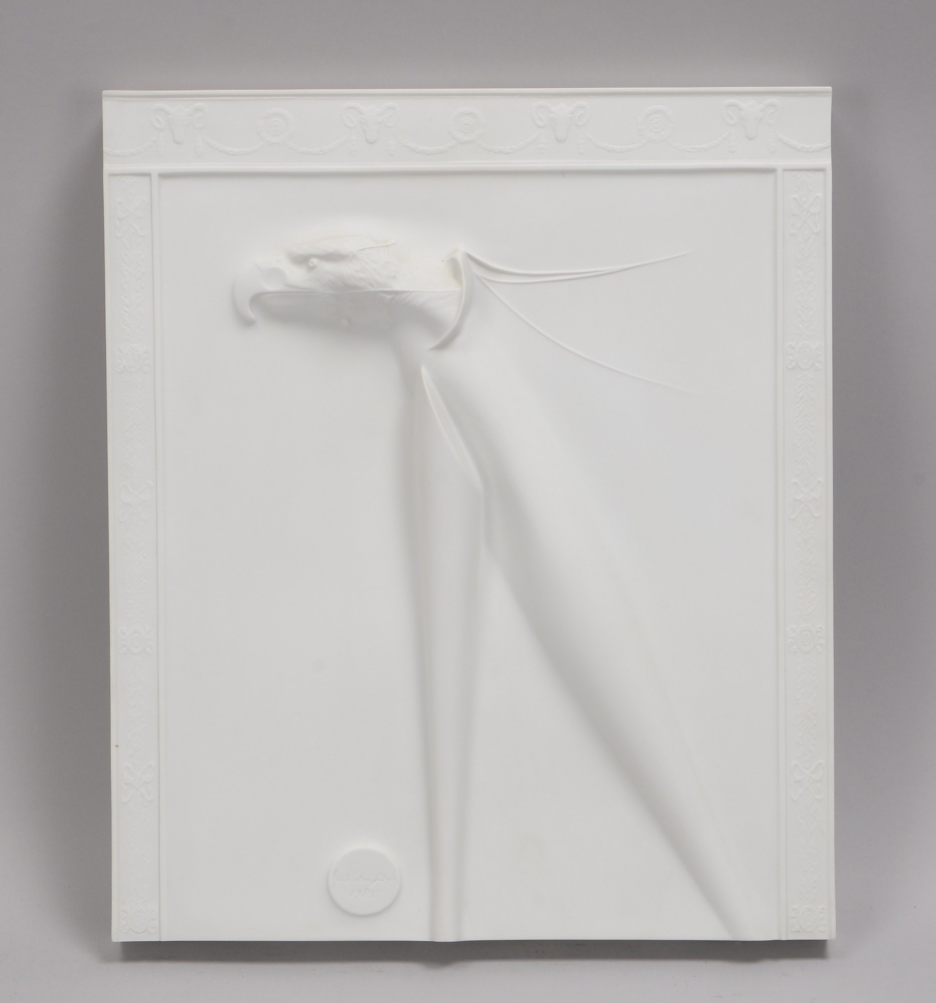 Rosenthal (Porzellan-Jahresobjekt 1985), 'Horus', Auflage-Nr. '558/1.000', Entwurf: Paul Wunderlich