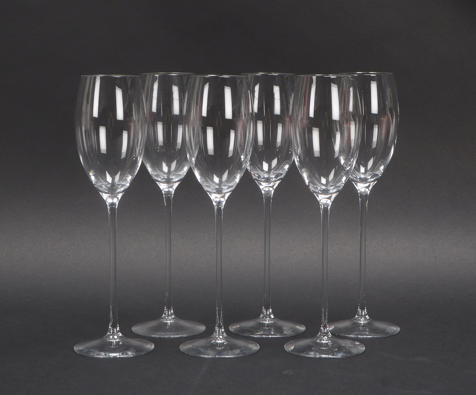 Zwiesel Glas, Satz Champagnerkelche, handgefertigt und mundgeblasen, in der Bodenplatte mit Logo