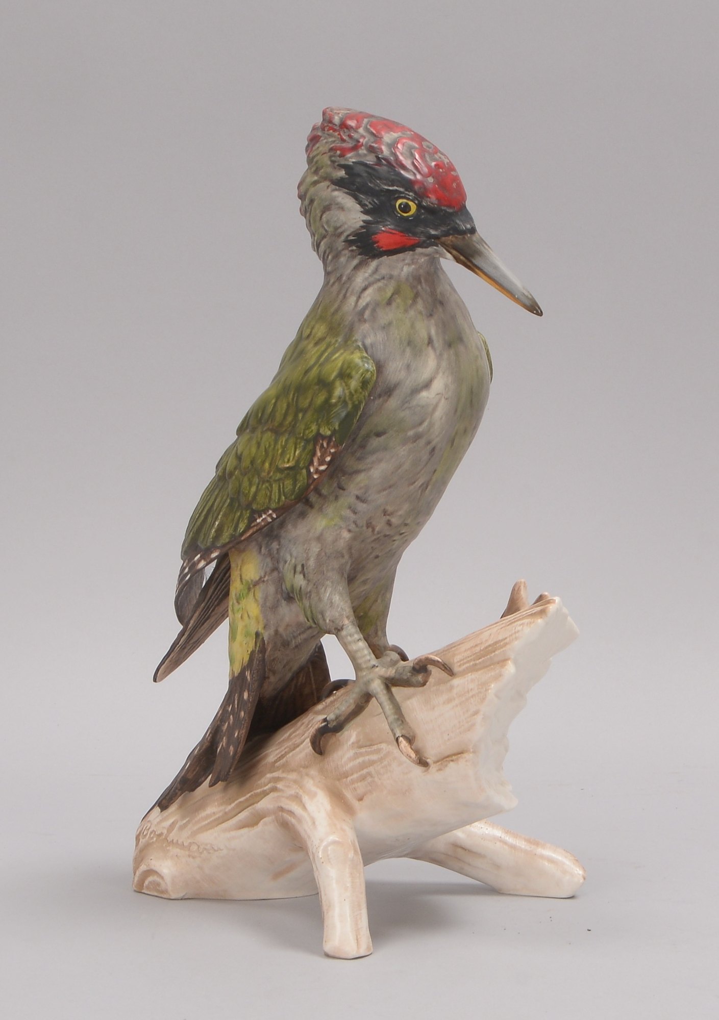 Goebel, Biskuitporzellanfigur, 'Grünspecht', Entwurf: G. Bochmann; Höhe 27 cm