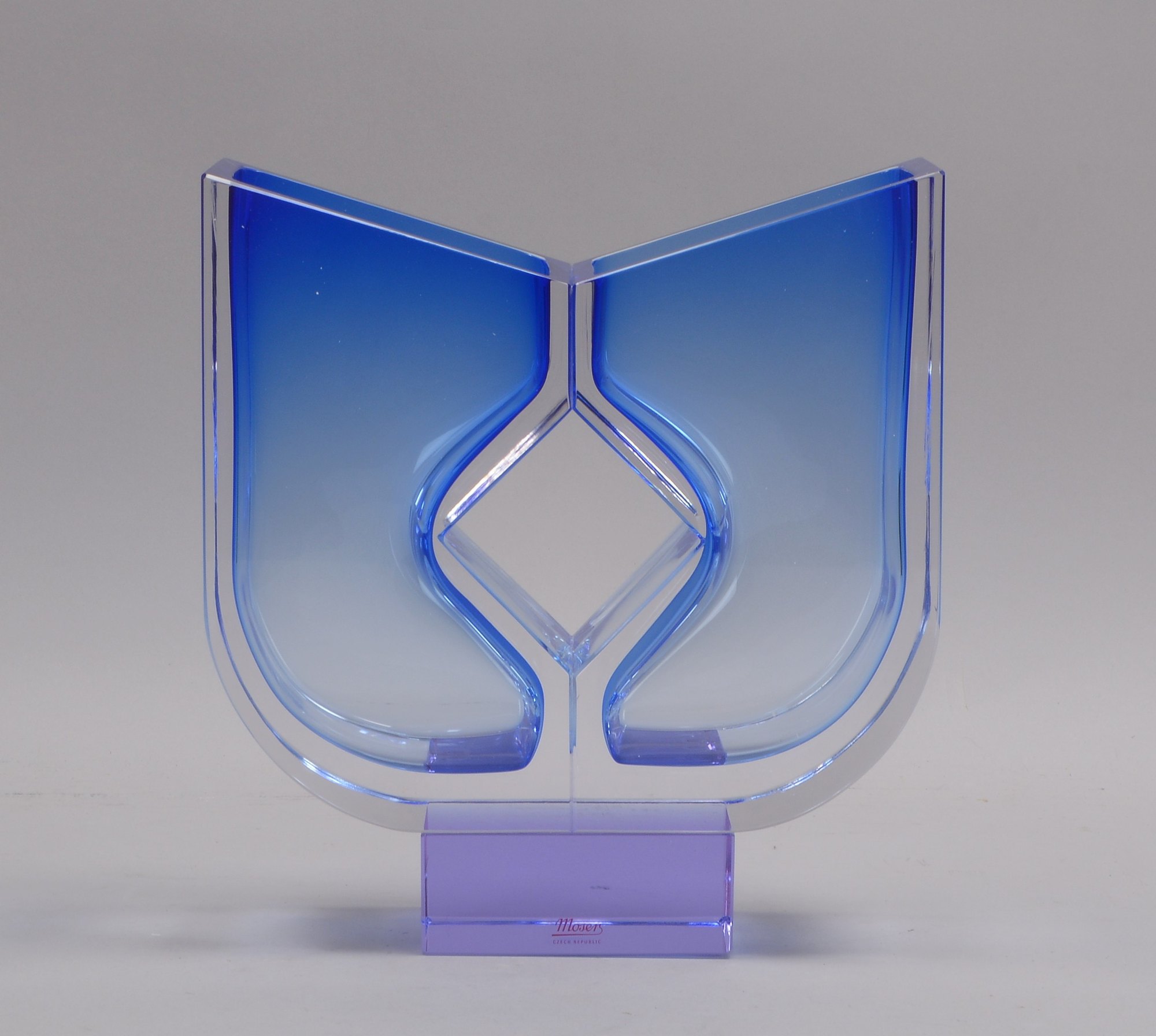 Moser, Designer-Glasvase, 'Wasser' (aus der Serie 'Die vier Elemente'), Entwurf: Jiri Suhajek