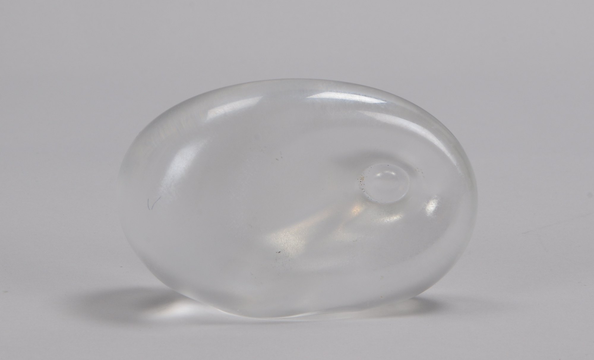 Glasobjekt/'Handschmeichler', Glas leicht mattiert, im Boden monogrammiert/nummeriert(?) 'HH 802/1'