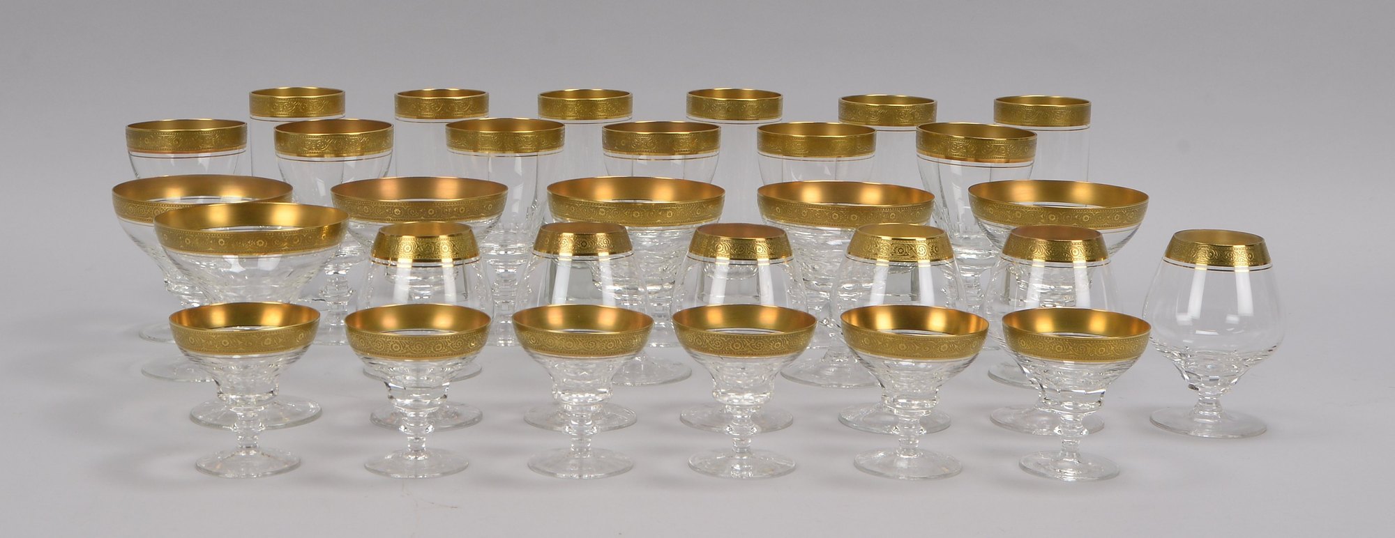 Theresienthal, Tischglas-Konvolut, Serie 'Concord', mit geprägter Minton-Goldbordüre, 30-teilig