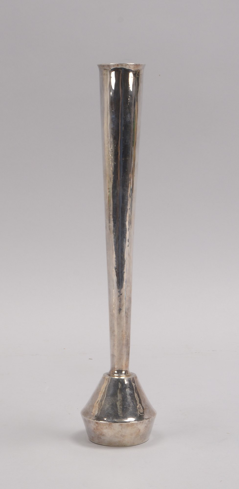 Tischvase (Schweden), 925 Silber (mehrfach punziert); Höhe 31,5 cm, Gewicht 324 g