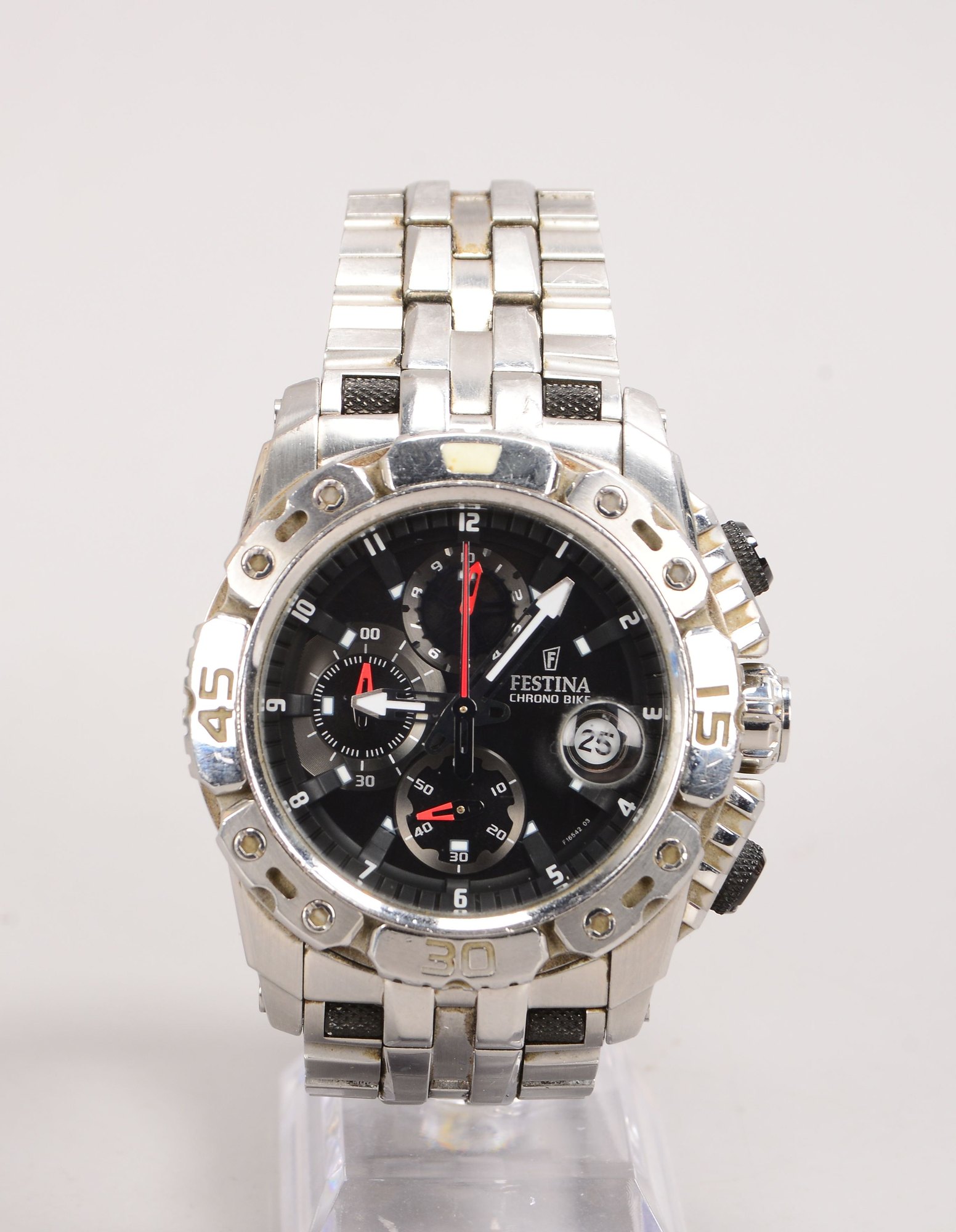 Herrenarmbanduhr, Festina 'Chrono Bike', Quarz, mit Edelstahl-Gehäuse und Armband