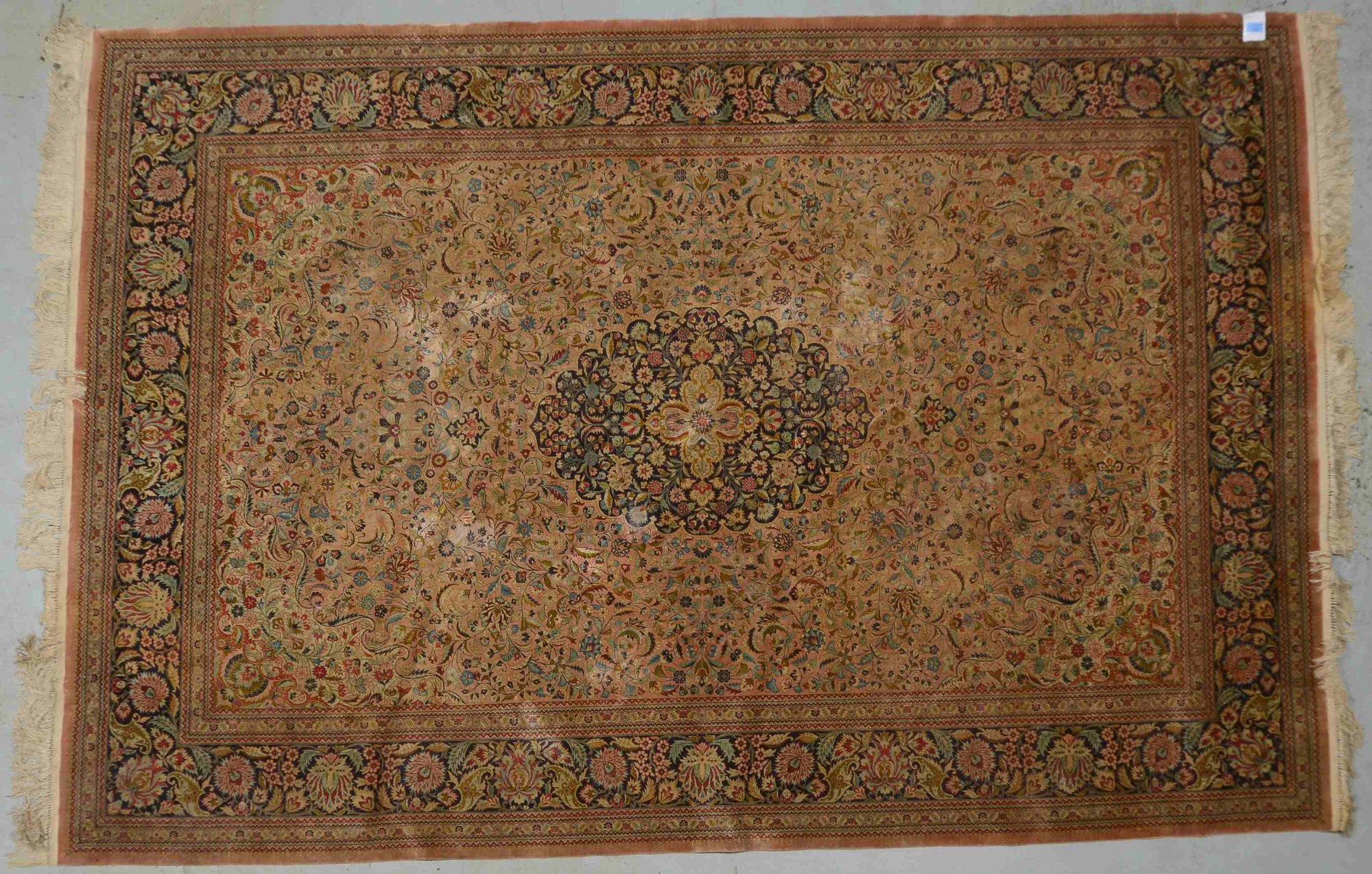 Hereke, Seide auf Seide, feine Knüpfung, ca. 650.000 Knoten/qm