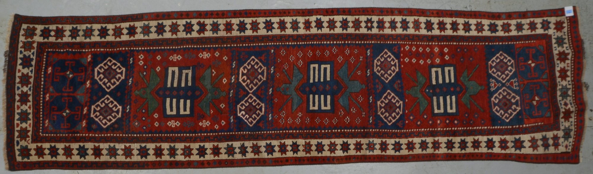 Kazak-Galerie, Wolle auf Wolle, mittelfeine Knüpfung, Pflanzenfarben