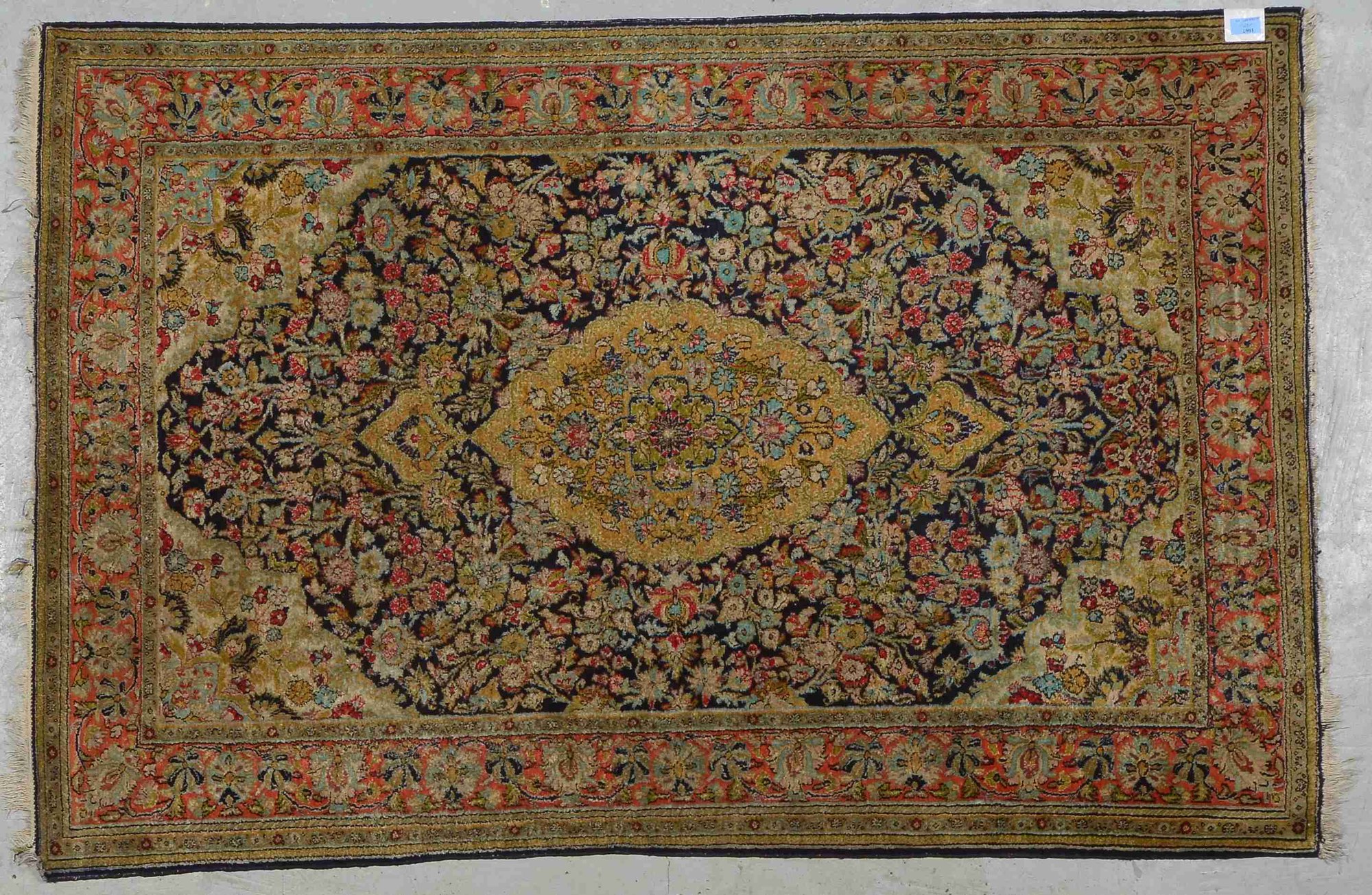 Ghom-Seidenteppich, Seide auf Seide, feine Knüpfung, Flor in gutem Zustand