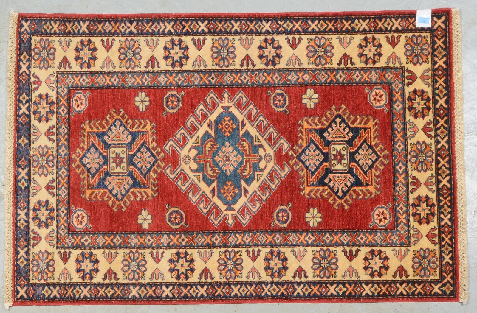 Ziegler, feste mittelfeine Knüpfung, Pflanzenfarben, Kazak-Musterung