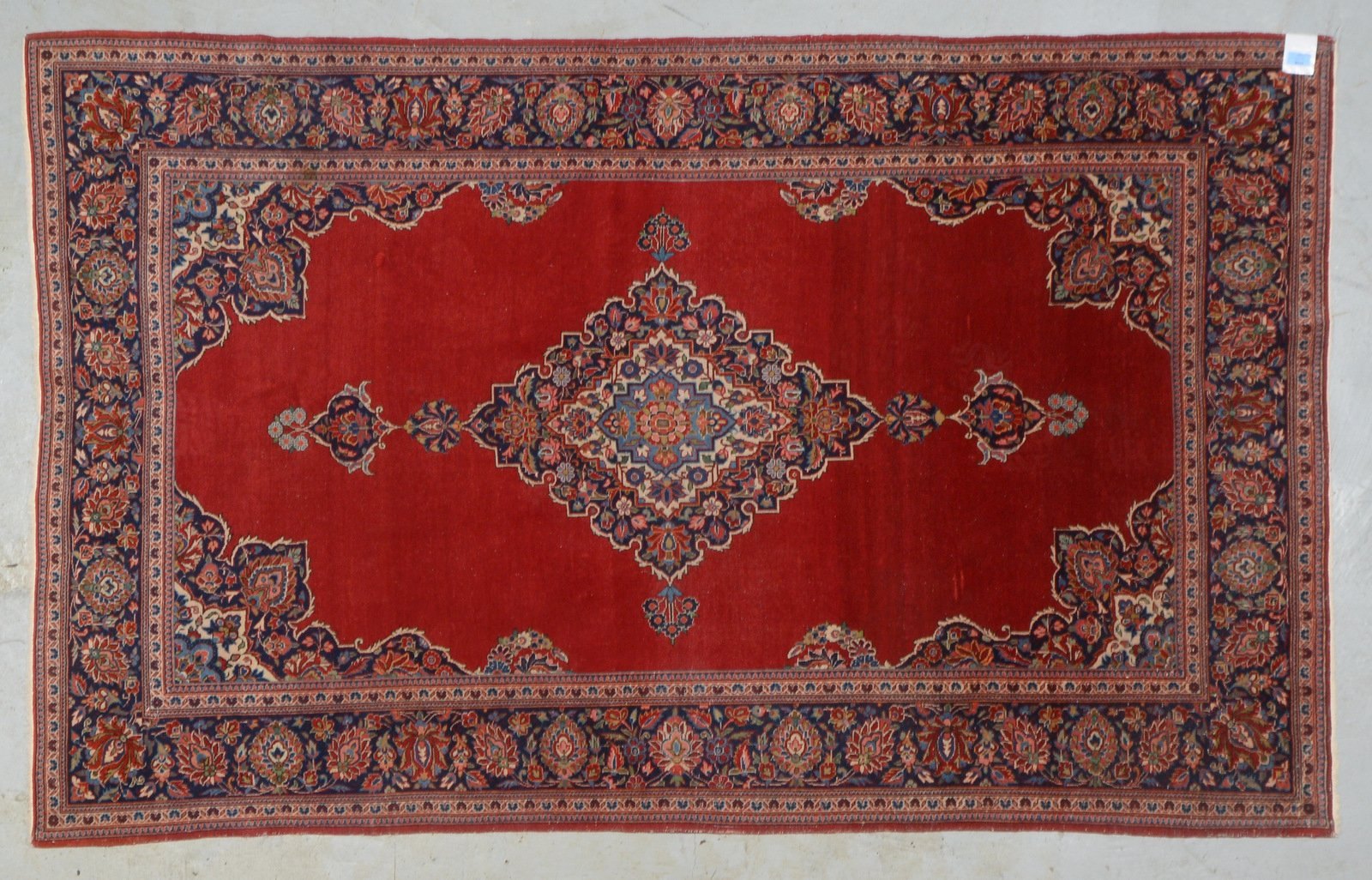 Keshan (Dekor wie Pos. 1117), antik, feine Knüpfung, gleichm. Flor, guter Zust.