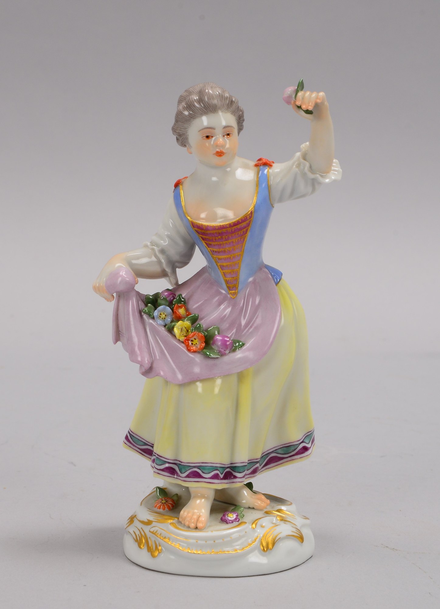 Meissen (20. Jh., I. Wahl), 'Gärtnerkind', Modellnr. '60317', handbemalt/goldstaffiert