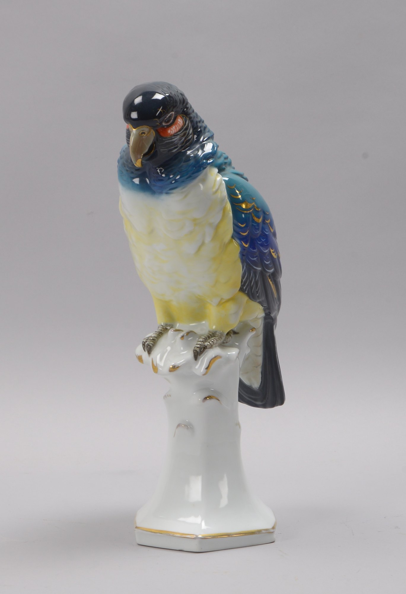 Volkstedt, Porzellanfigur, 'Papagei', Modellnr. '5731 II', farbig staffiert
