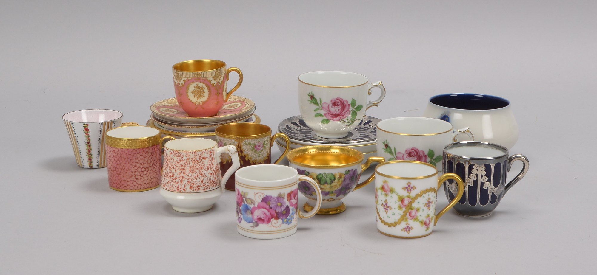 Kleine Mokkatassen-Sammlung, diverse Manufakturen, 11 Stück