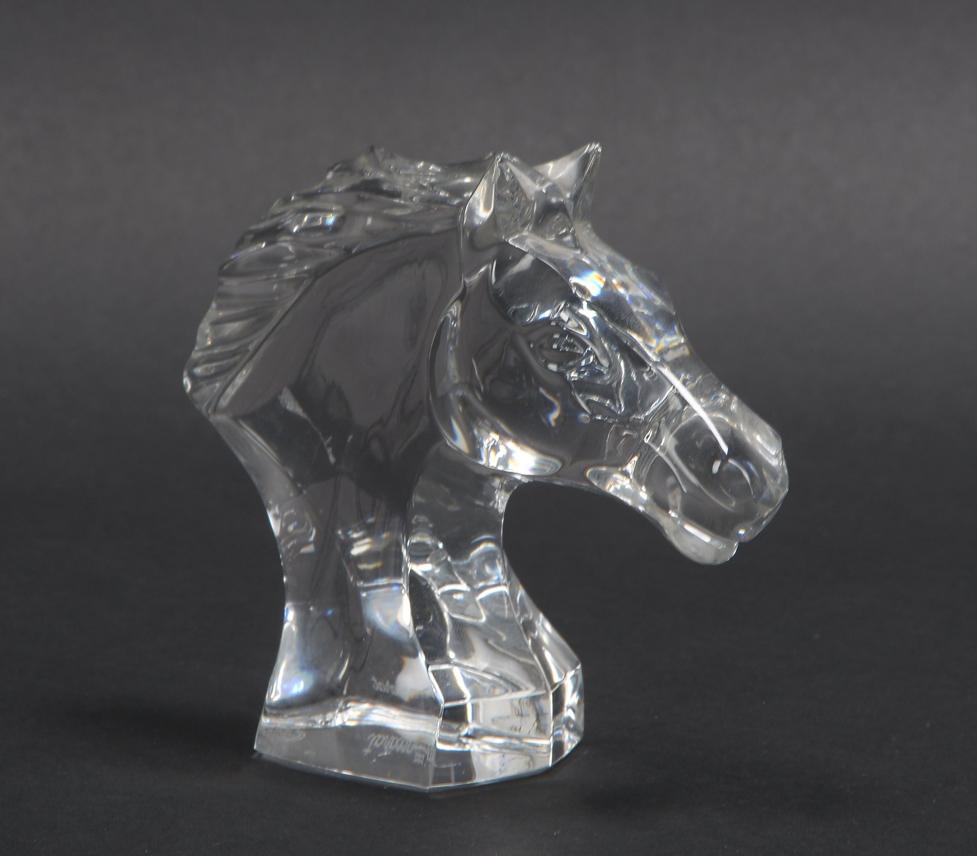 Baccarat/Frankreich, Glasskulptur, 'Pferdekopf', gegossenes Klarglas