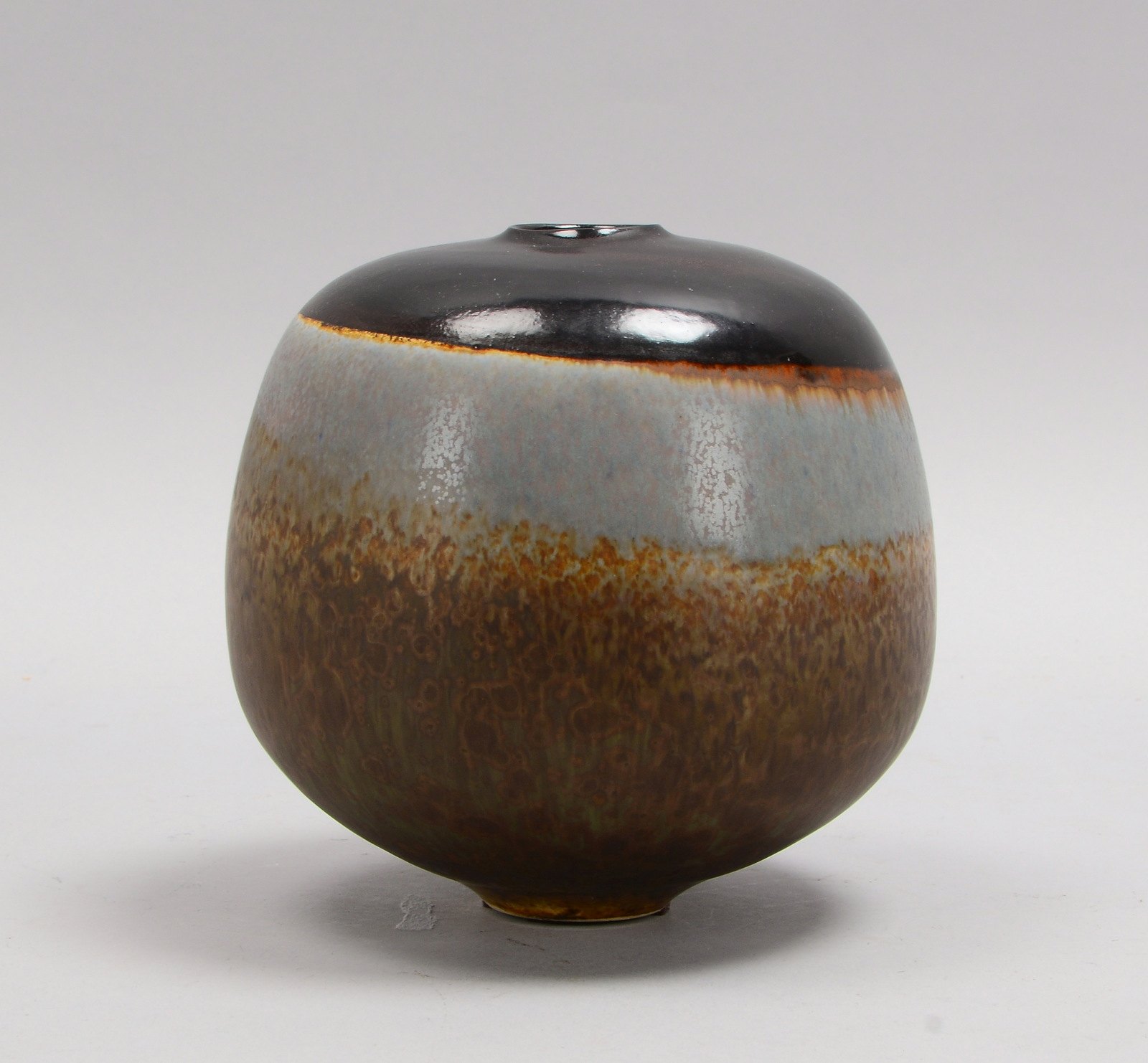 Pluquet-Ulrich, Elisabeth, Künstler-Keramikvase, mit Künstlersignet