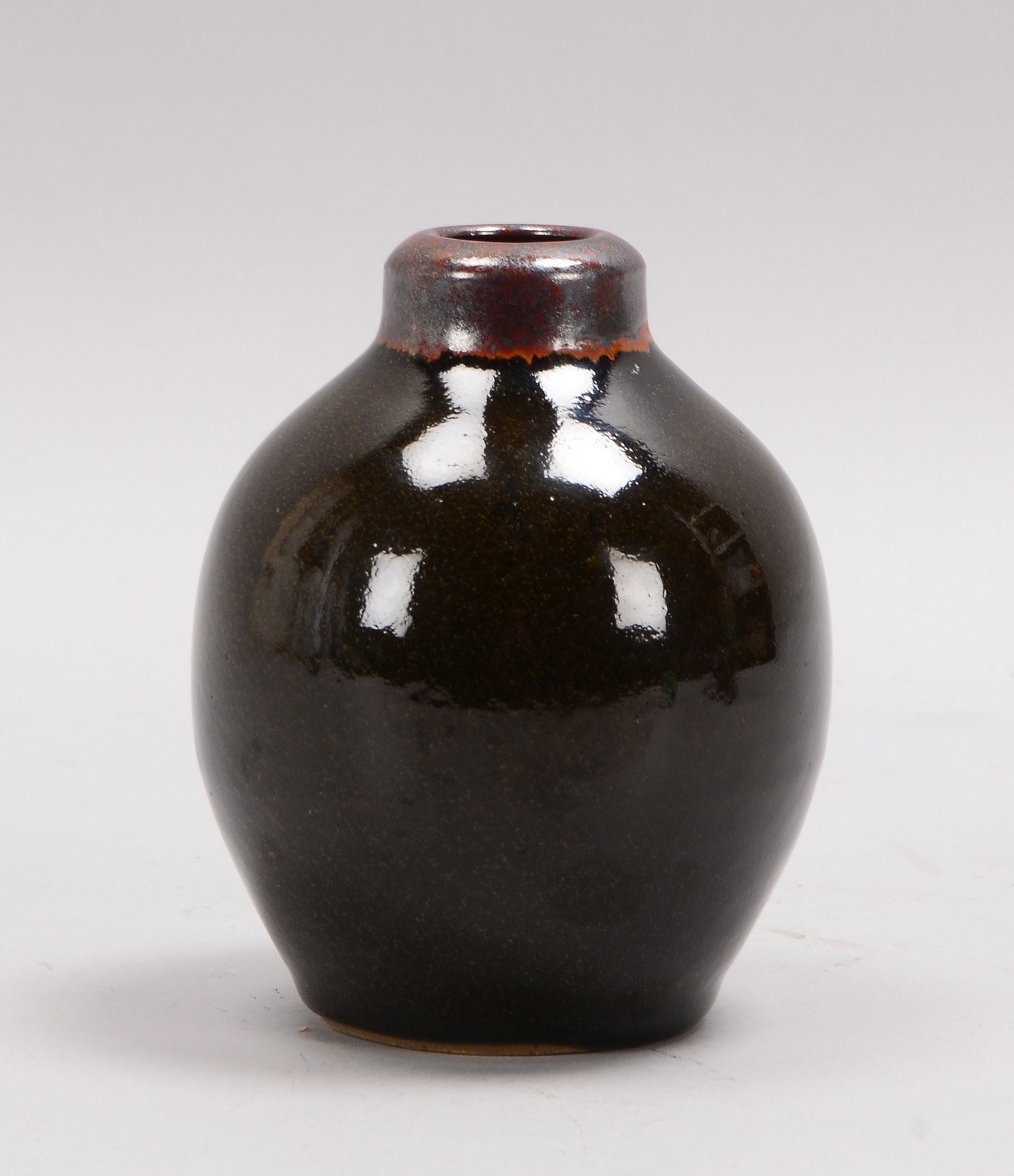 Krause, Uwe, Künstler-Keramikvase, im Boden mit Künstlersignet; Höhe 15 cm