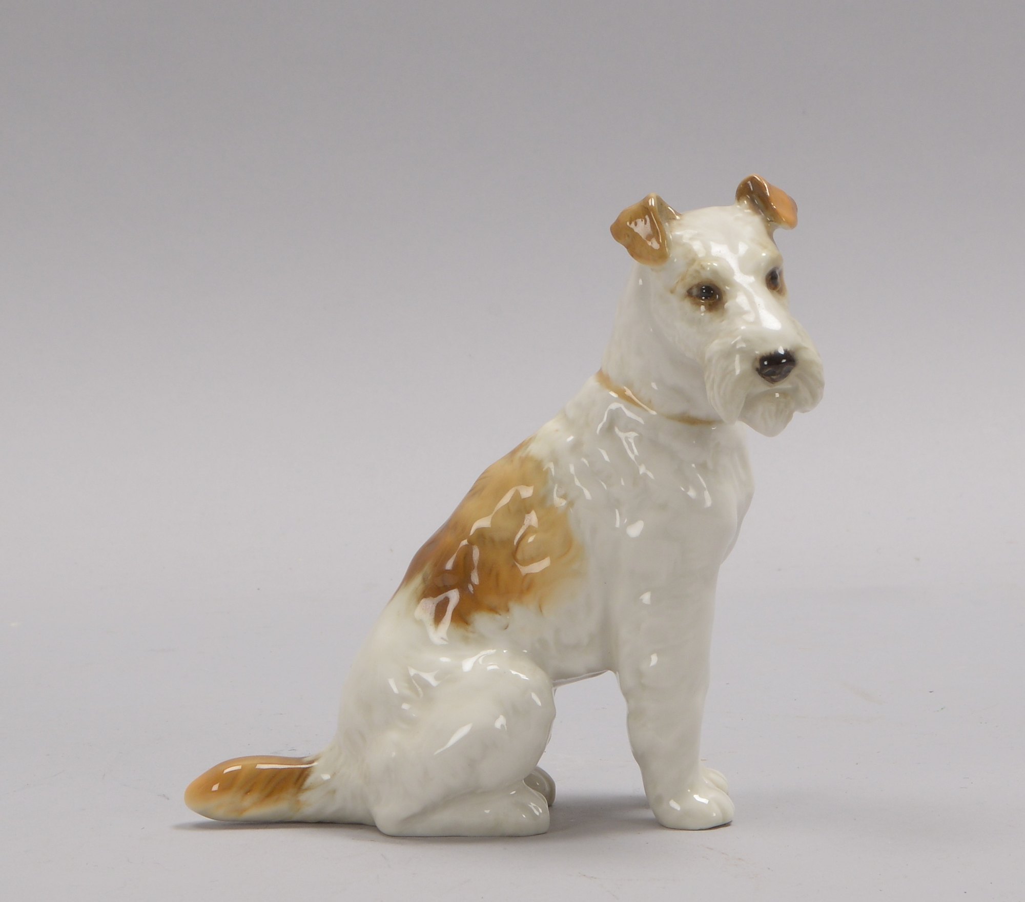 Hutschenreuther/Kunstabt., Porzellanfigur, 'Terrier', im Boden gem.
