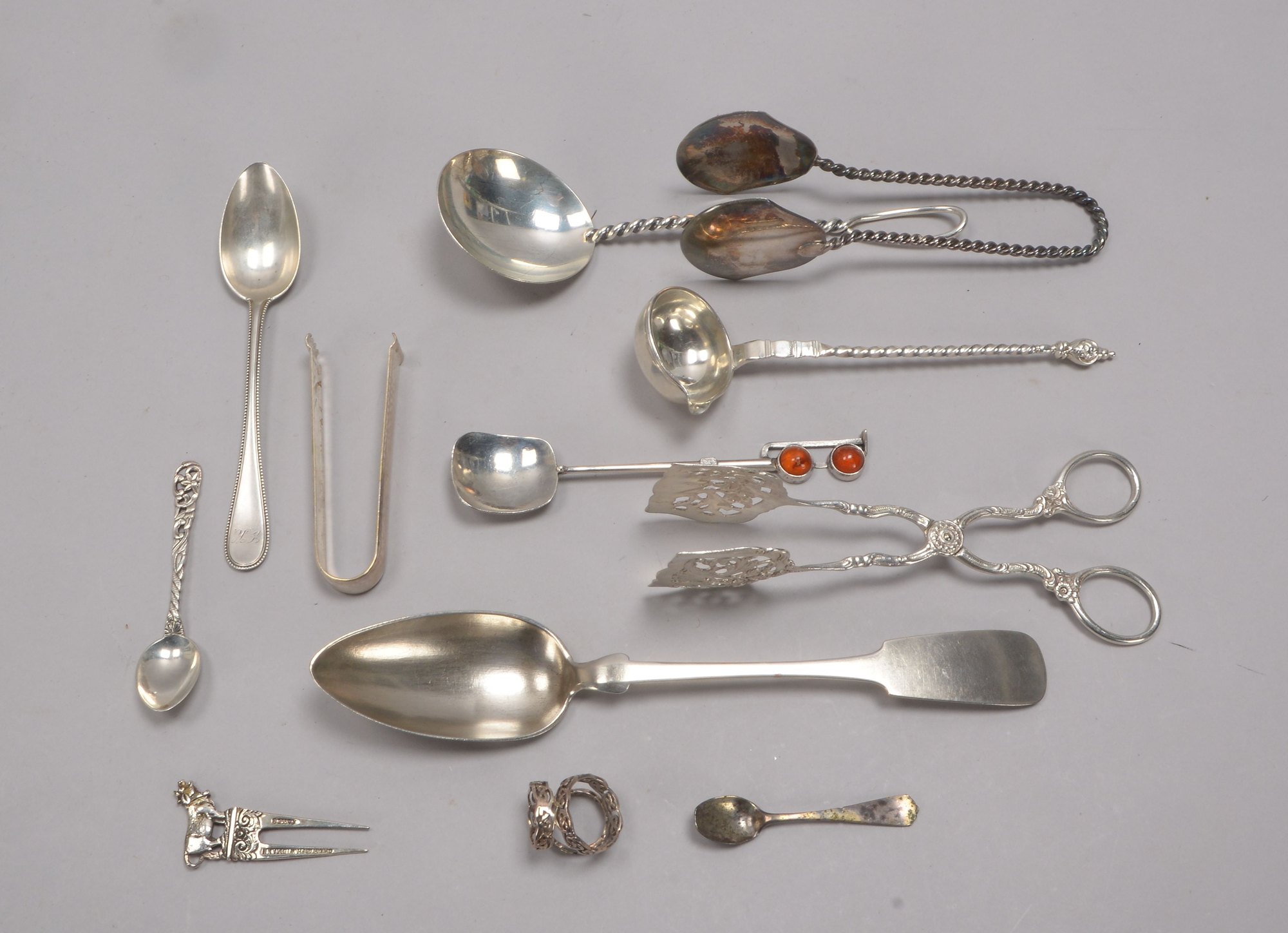 Tafelsilber-Konvolut, versch. Silbergehalte/u.a. Saucenkelle; Gew. 305 g