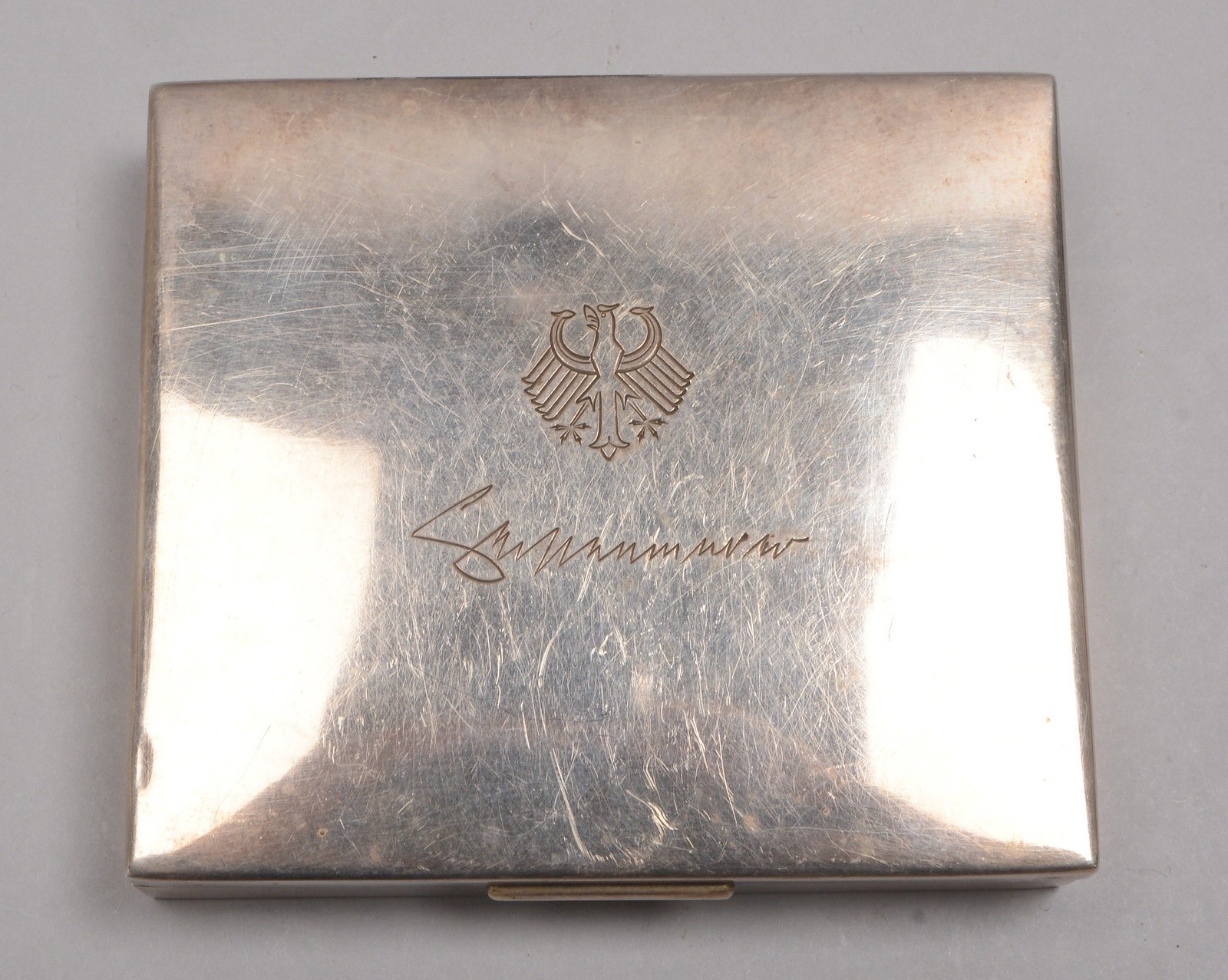 Zigarettenschatulle, 925 Sterlingsilber, mit 'Bundesadler'-Emblem/Signaturgravur