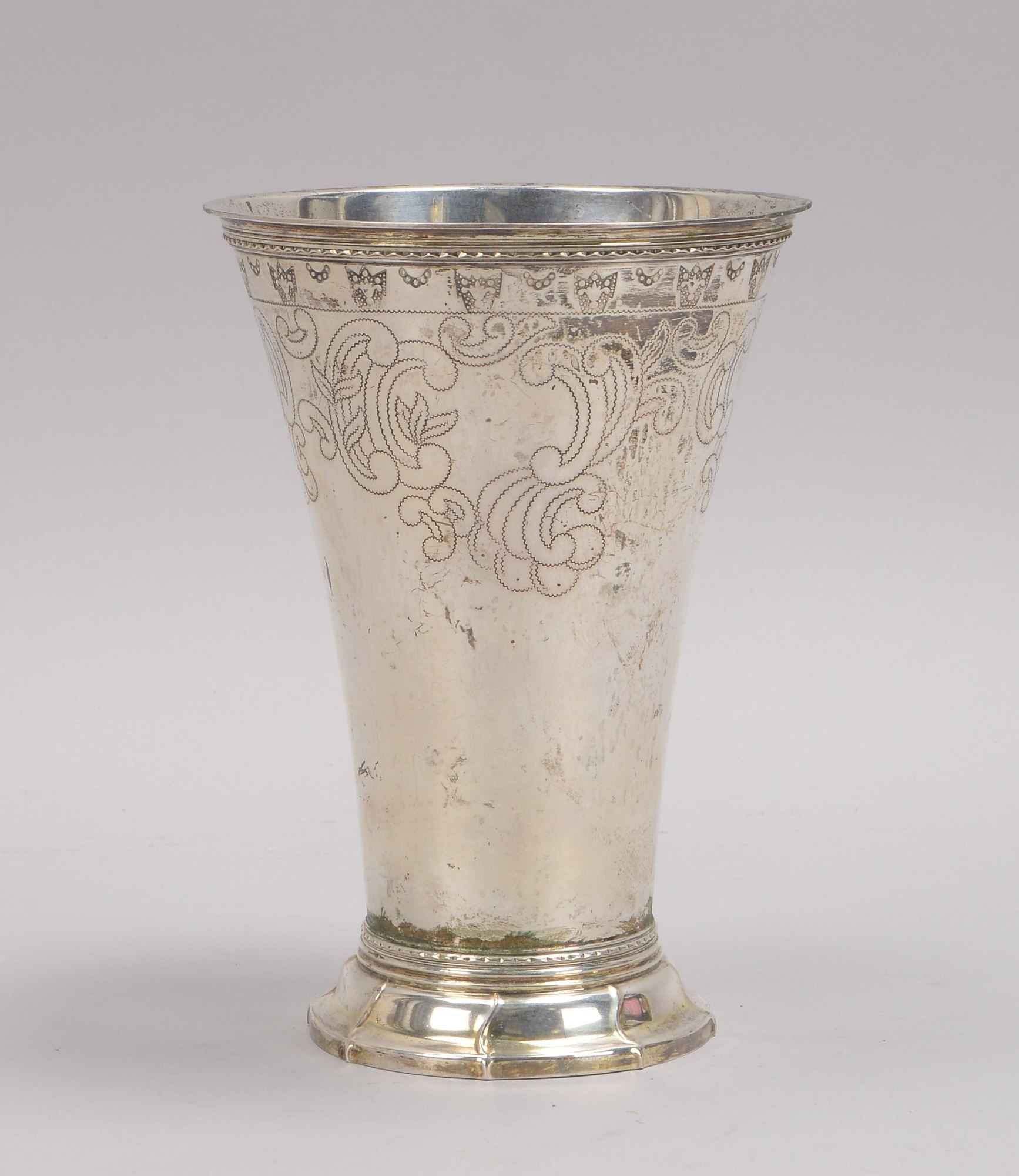 Tischvase (Schweden), 830 Silber (mehrfach punziert); Höhe 20,5 cm, Durchmesser Ø 14,5 cm