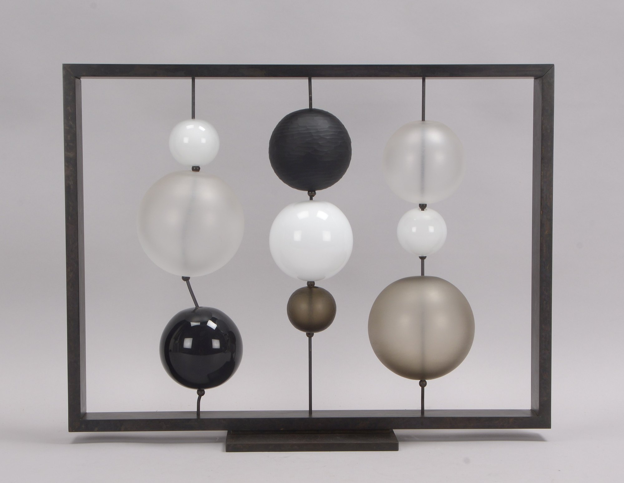 Venini/Murano, Glasskulptur, 'Circo di Lune' - Installation aus 9x mundgebl. Glaskugeln