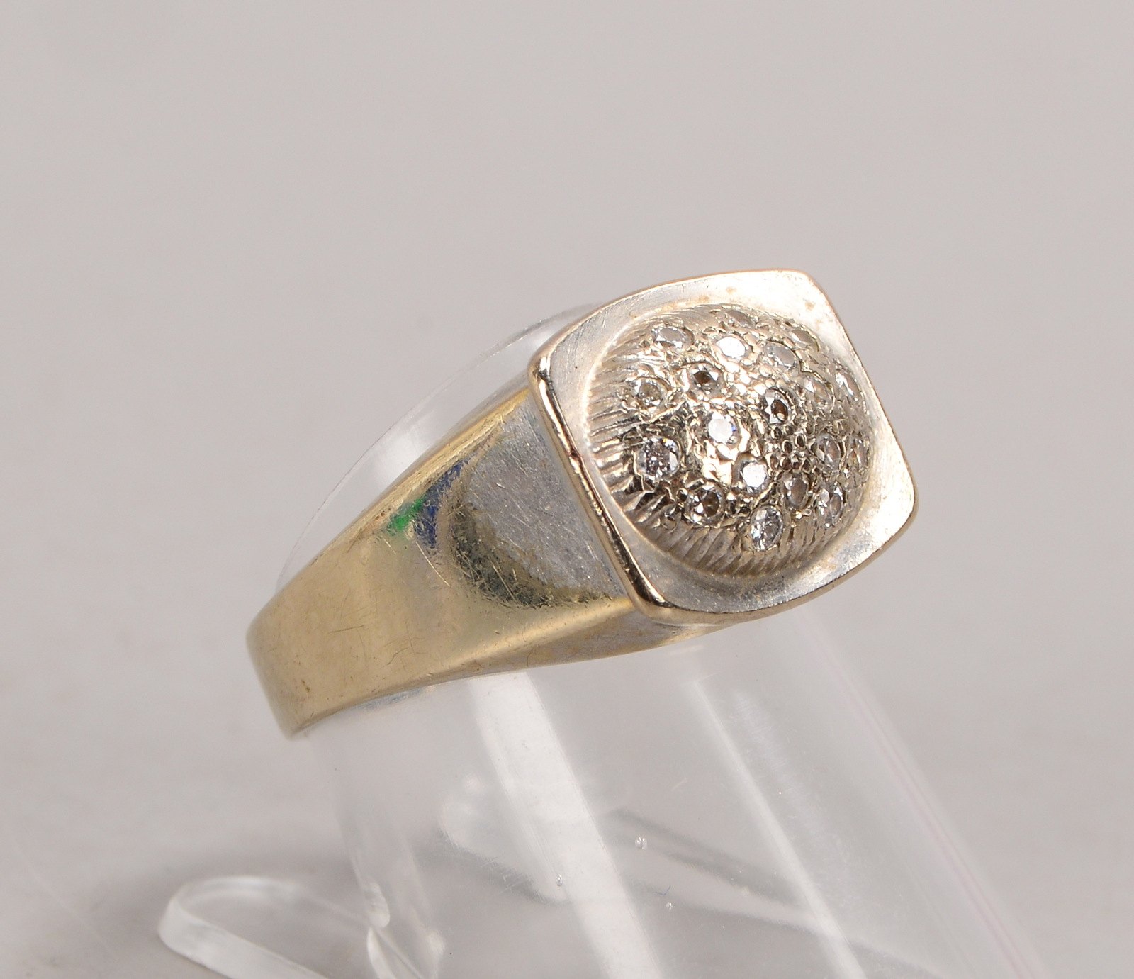 Ring 585 WG (gest.), 19x Brillanten/zus. 0,28 ct; RG 55, Gewicht 6,70 g