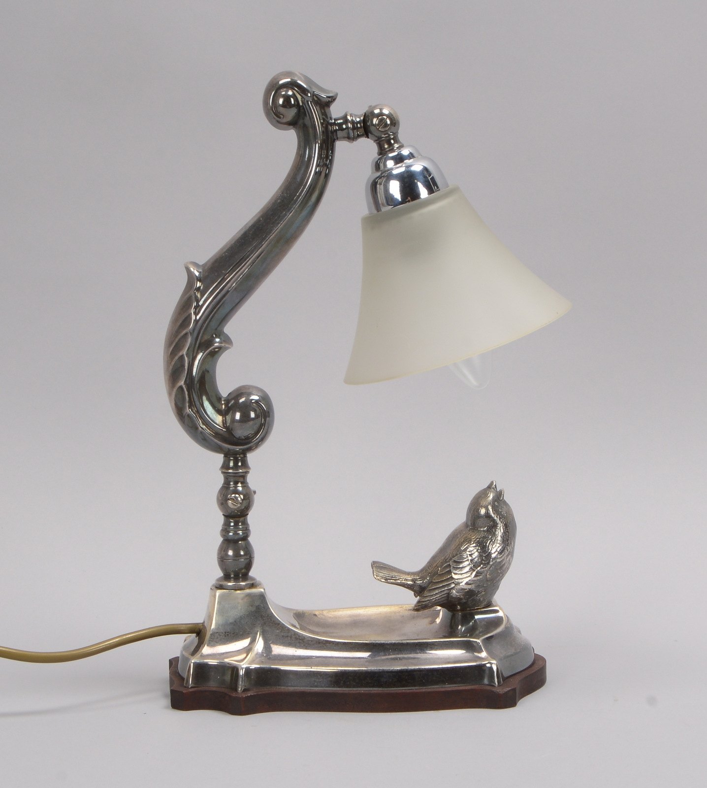 Figürliche Tischlampe, 'Vogel', Schirm geätztes Glas, verstellbar; Höhe 31 cm