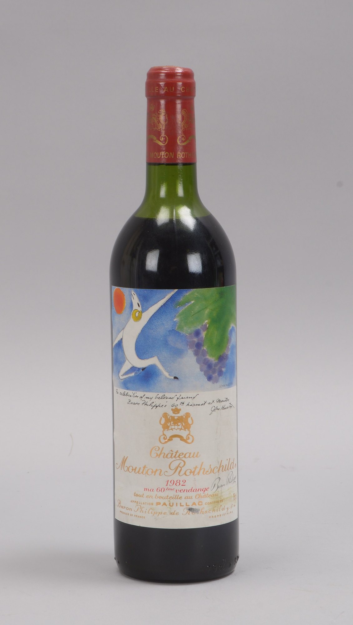 Sammler-Rotwein: Château Mouton Rothschild, 1982, 0,75 l, Füllstand 'Upper Shoulder'