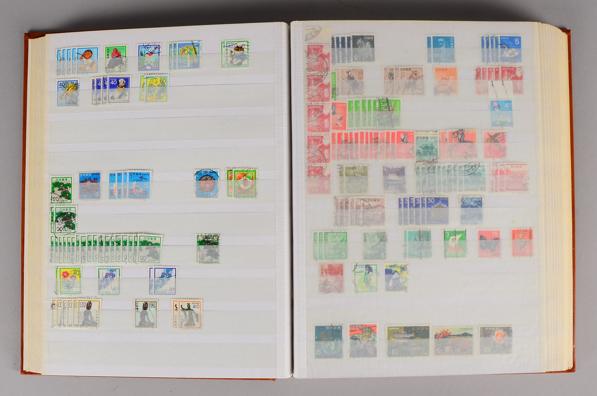 Briefmarkensammlung, 'Japan und China': Steckbuch mit viel Material, 60 S.