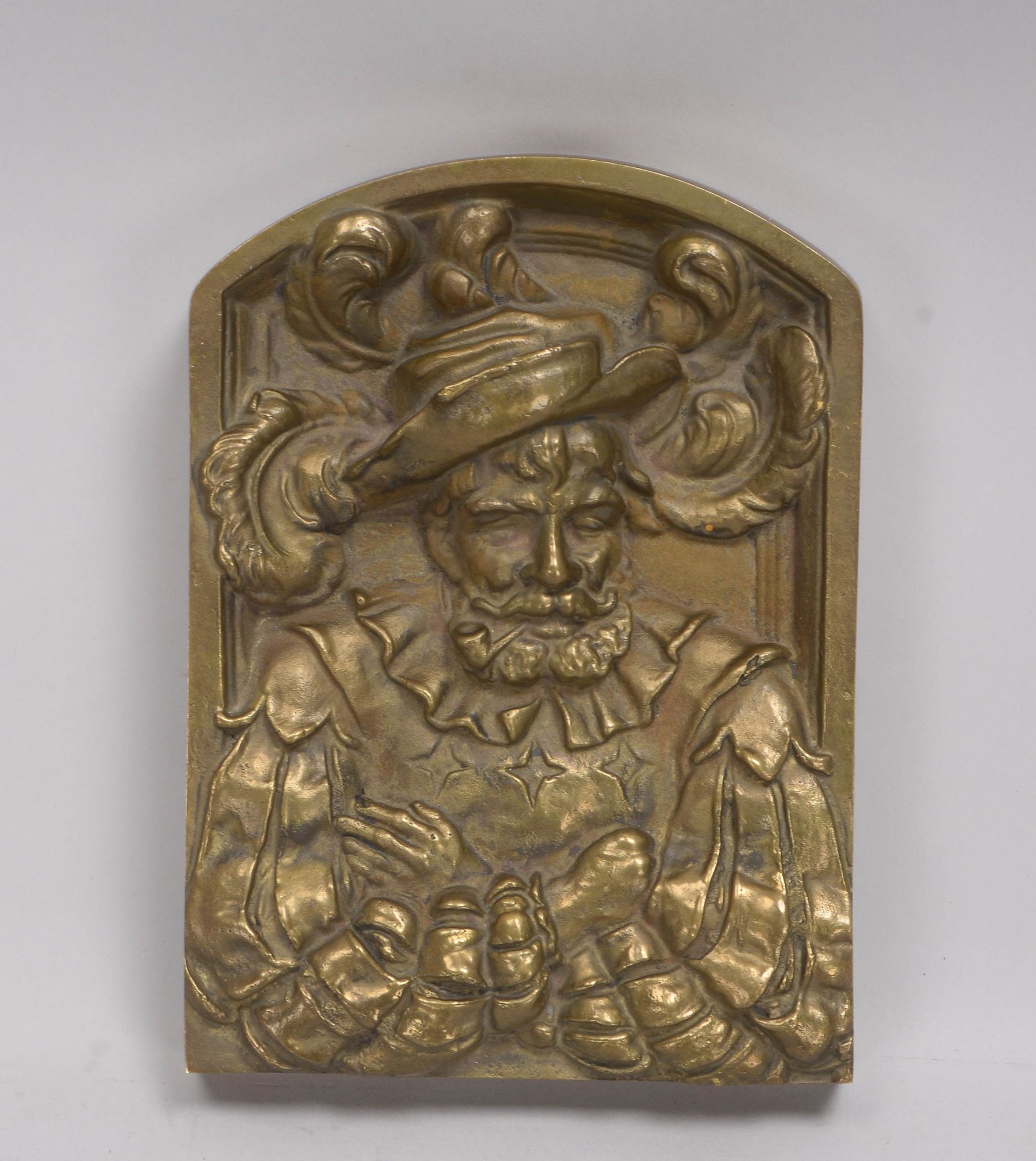 Bronzerelief, Darstellung eines Edelmanns, unsigniert; Höhe 22 cm