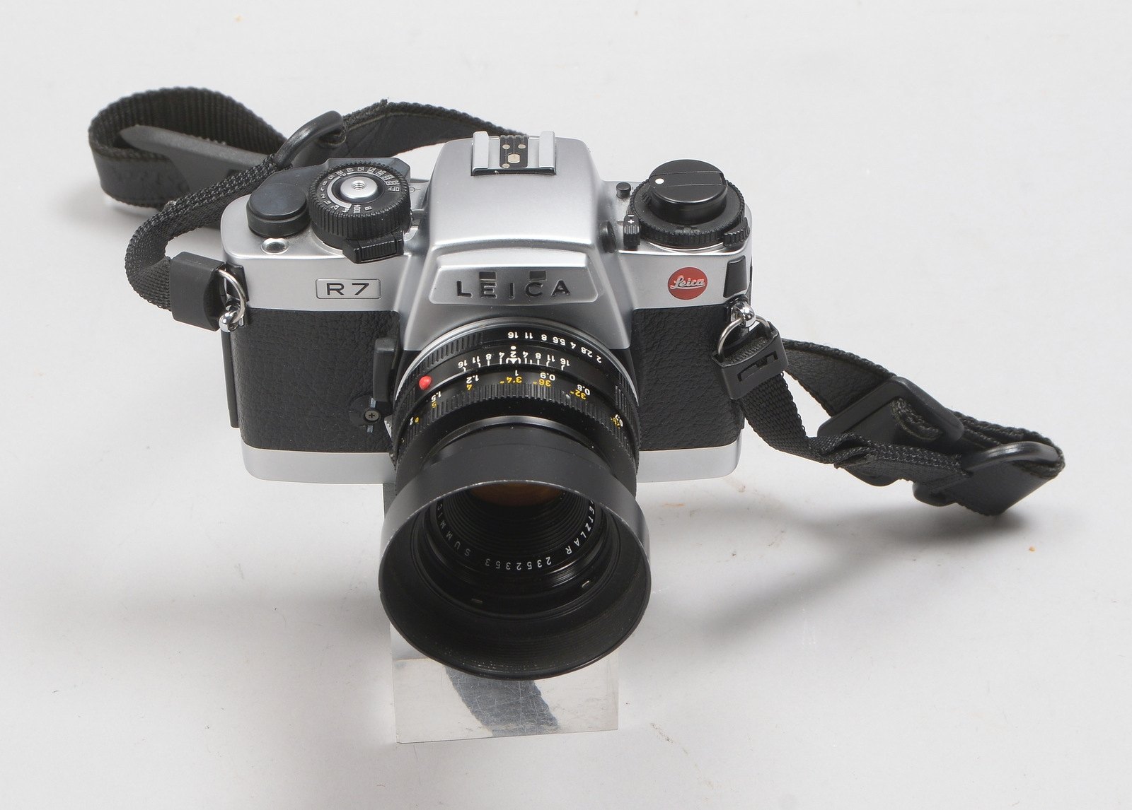 Sammler-Kamera, Leica 'R7', mit Objektiv 'Summicron-R, 1:2/50'