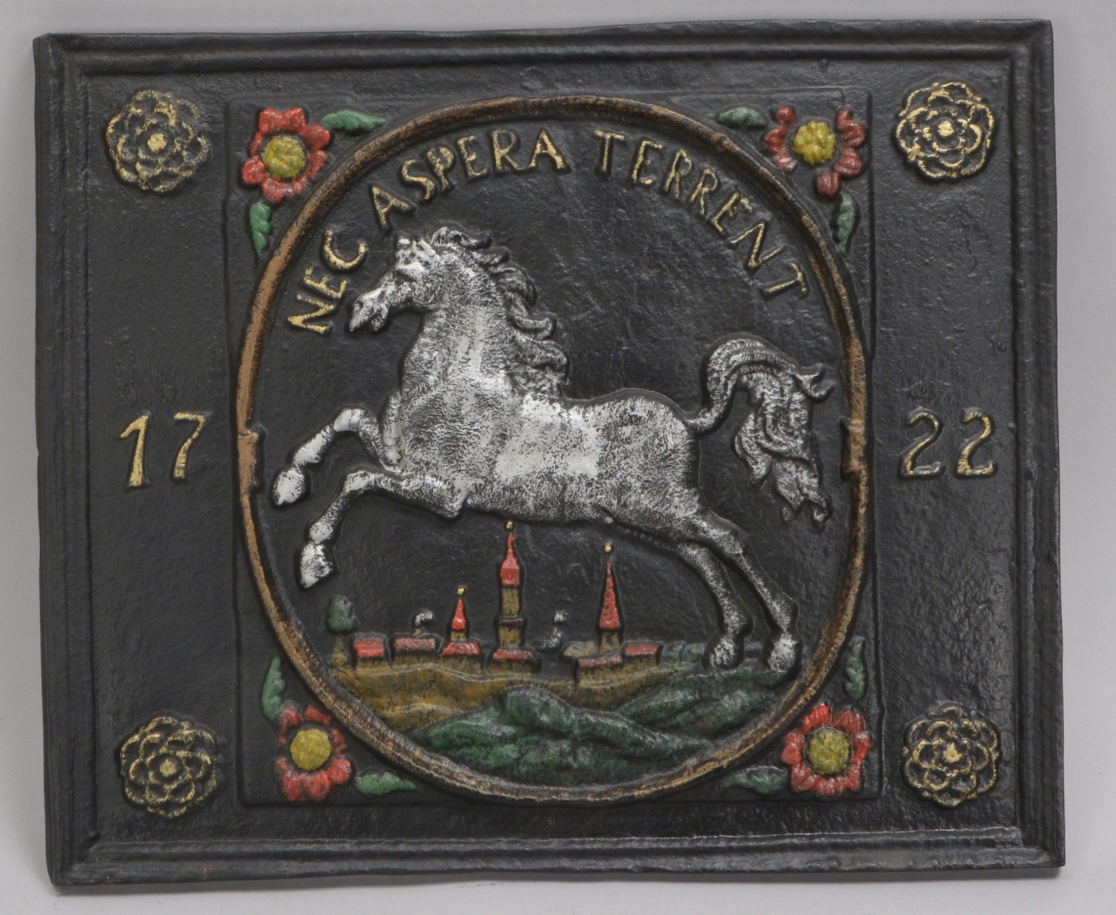 Antike Ofenplatte (1722), 'Hannoversches Ross'/'Nec Aspera Terrent'