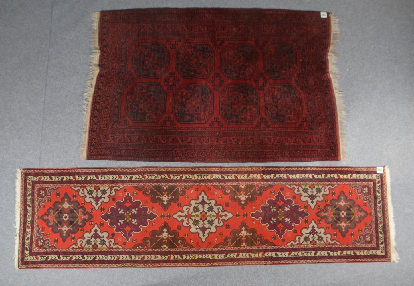 Orientteppich, gleichmäßiger Flor - in gutem Zustand; Maße 172 x 240 cm