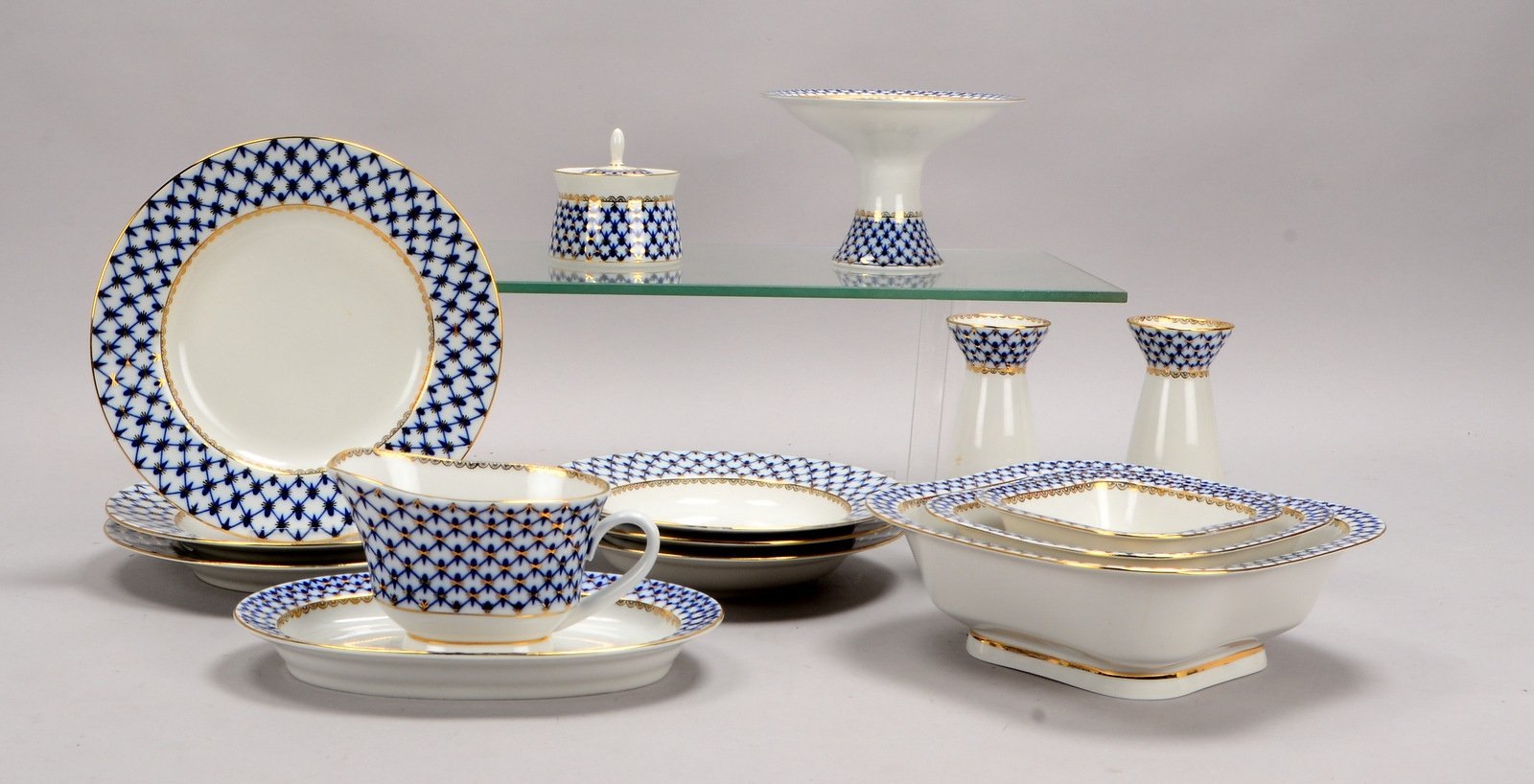 Lomonosov, Rest-Service: Suppen-/Speiseteller, Schüsseln, Platte, Saucière, u.a.