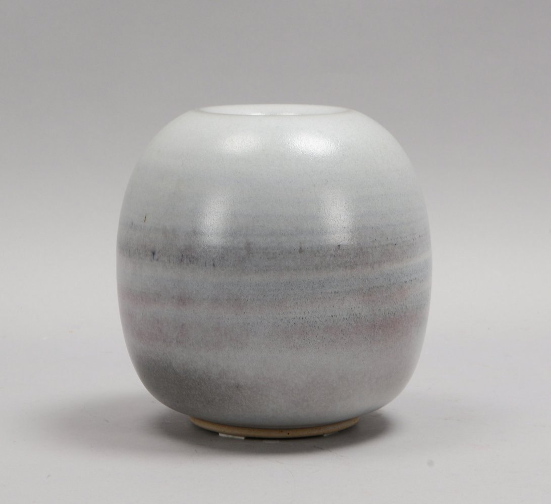 Künstler-Keramikvase, mit Künstlersignet - ungedeutet; Höhe 18 cm