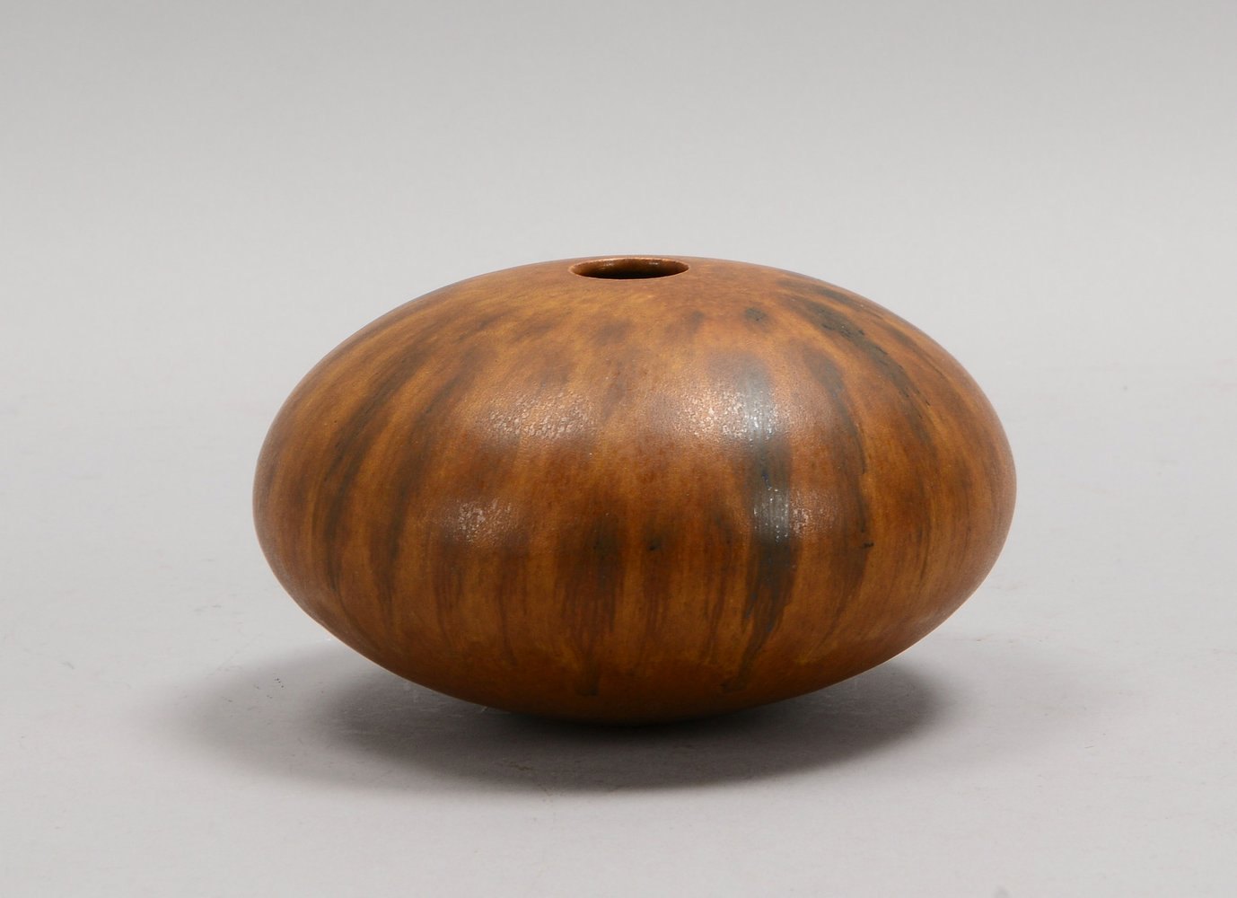 Heckmann, Renate u. Hans, Künstler-Keramikvase, im Boden monogrammiert