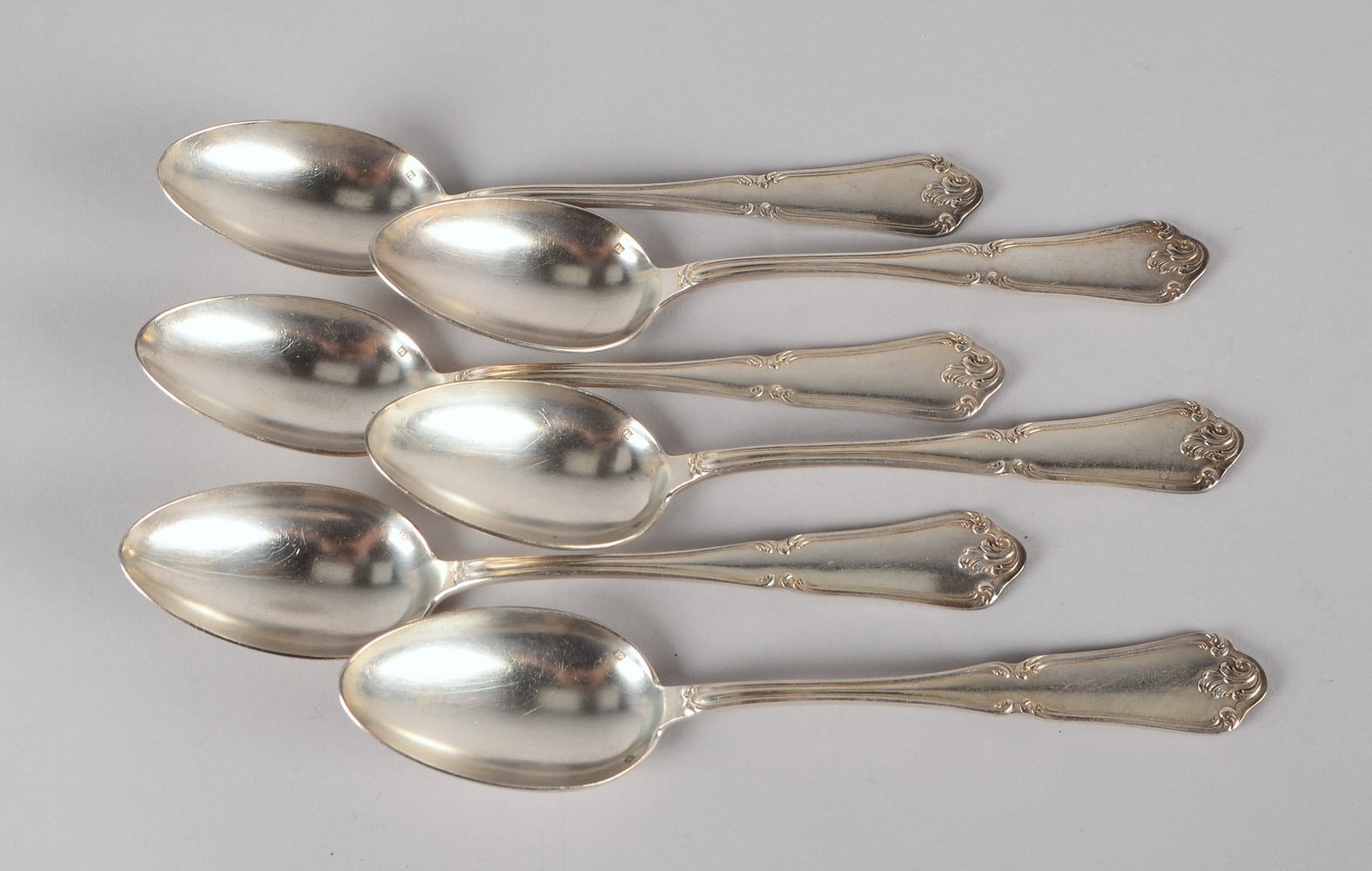 Satz Suppenlöffel (Russland), Silber/84 Zolotnik, 6 Stück; Gesamtgewicht 402 g