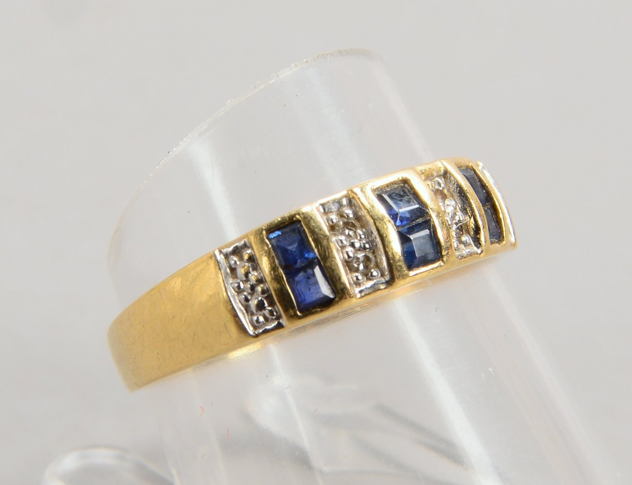 Ring, 585 GG (gest.), mit Diamanten/Saphiren, Innenschiene mit Widmung