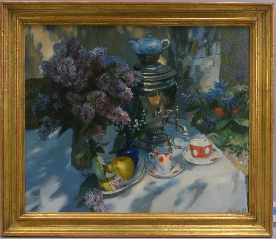Naida, Dmitri (*1969 St. Petersburg), 'Tischstillleben/Flieder und Samowar'