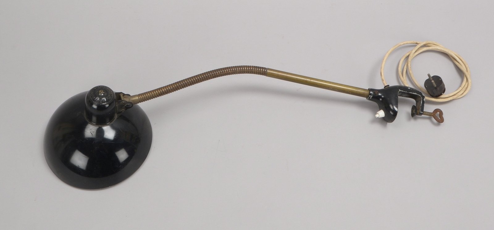 Kaiser Idell, Tischleuchte, 'Schwanenhals'-Lampe; Höhe ca. 60 cm