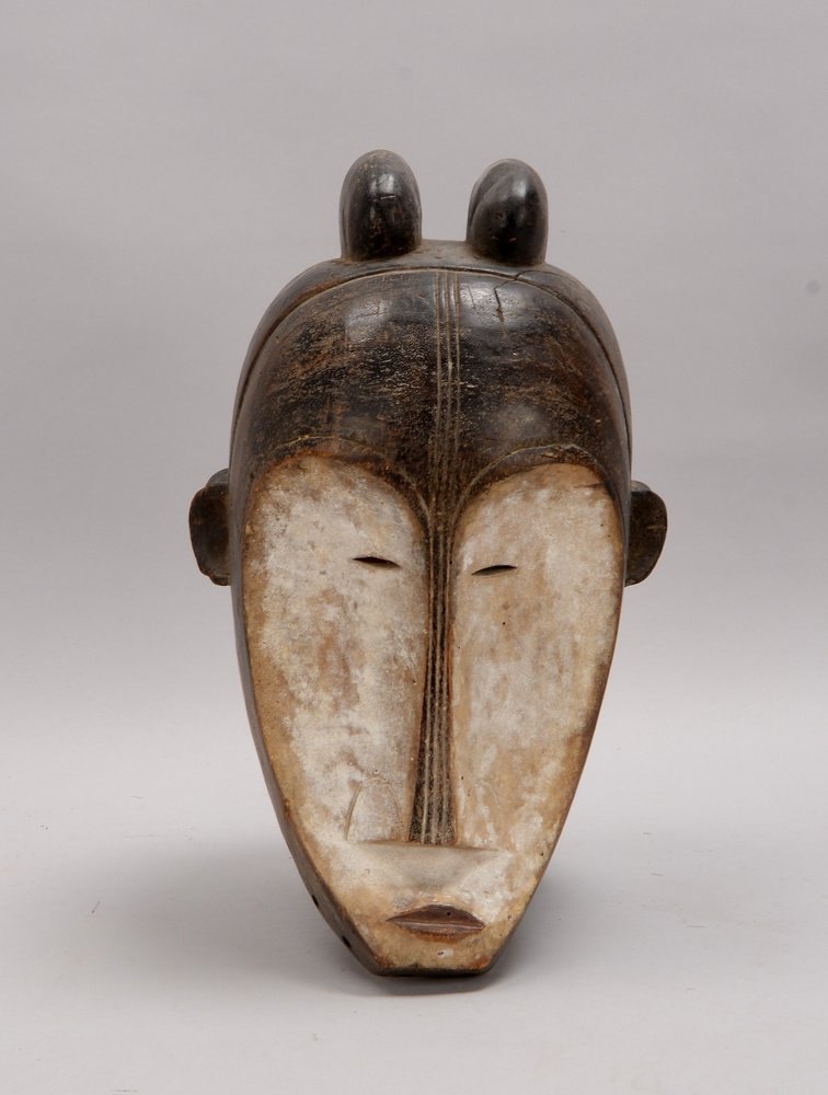 Doppelmaske/Ritualmaske (Kamerun), stilisierter 'Kopf', partiell weiß gefasst