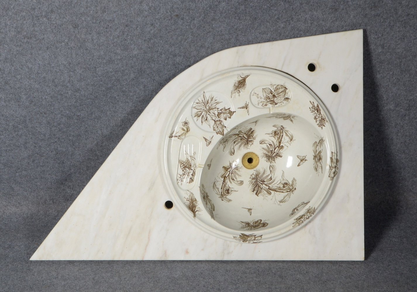 Villeroy & Boch(?), Waschbecken/rund, ovale Einlassung, 3x Seifenabl., extra Platte