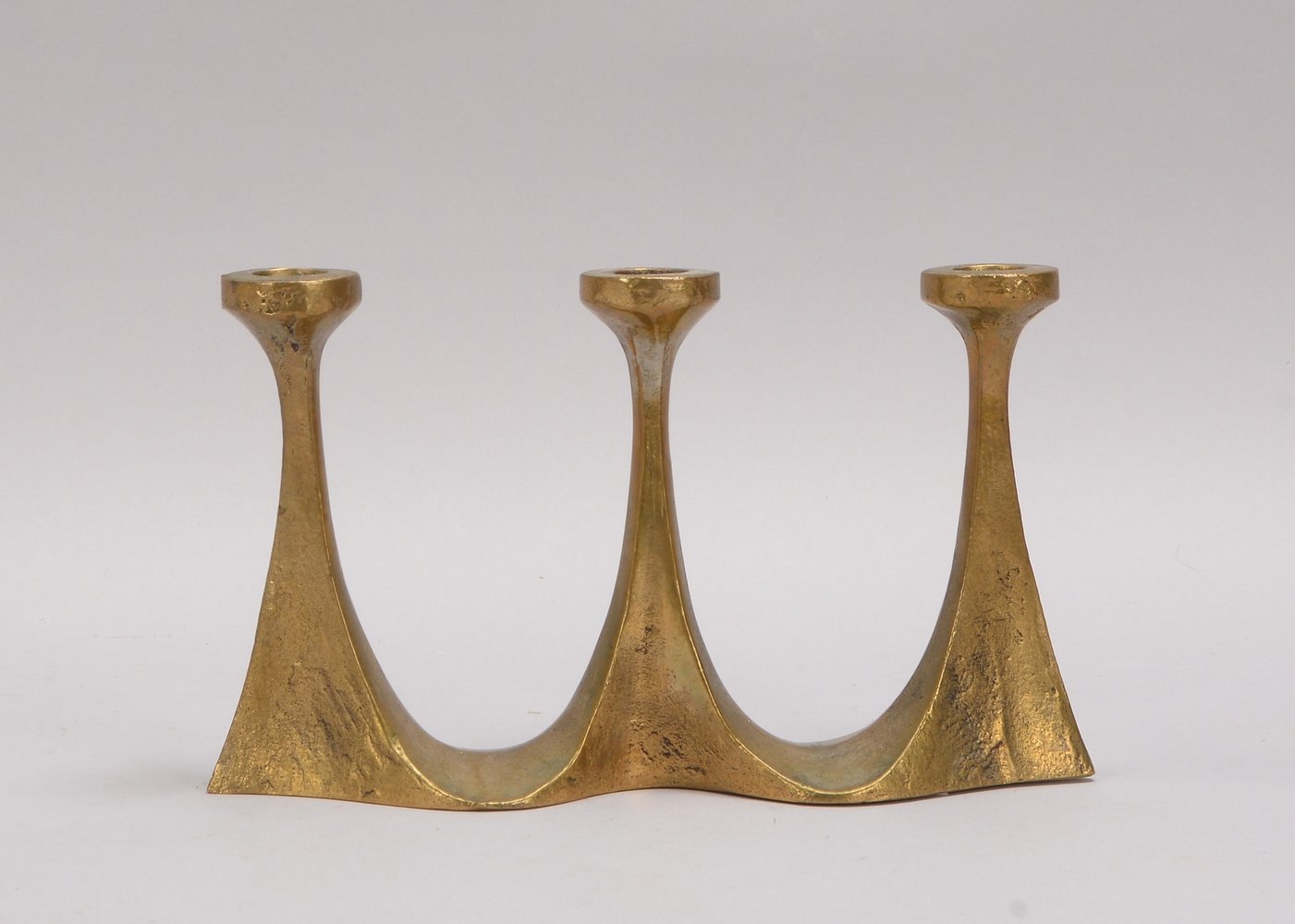 Harjes, Tischkerzenleuchter, Bronze, 3-flammig; Höhe 15,5 cm, Breite 26 cm