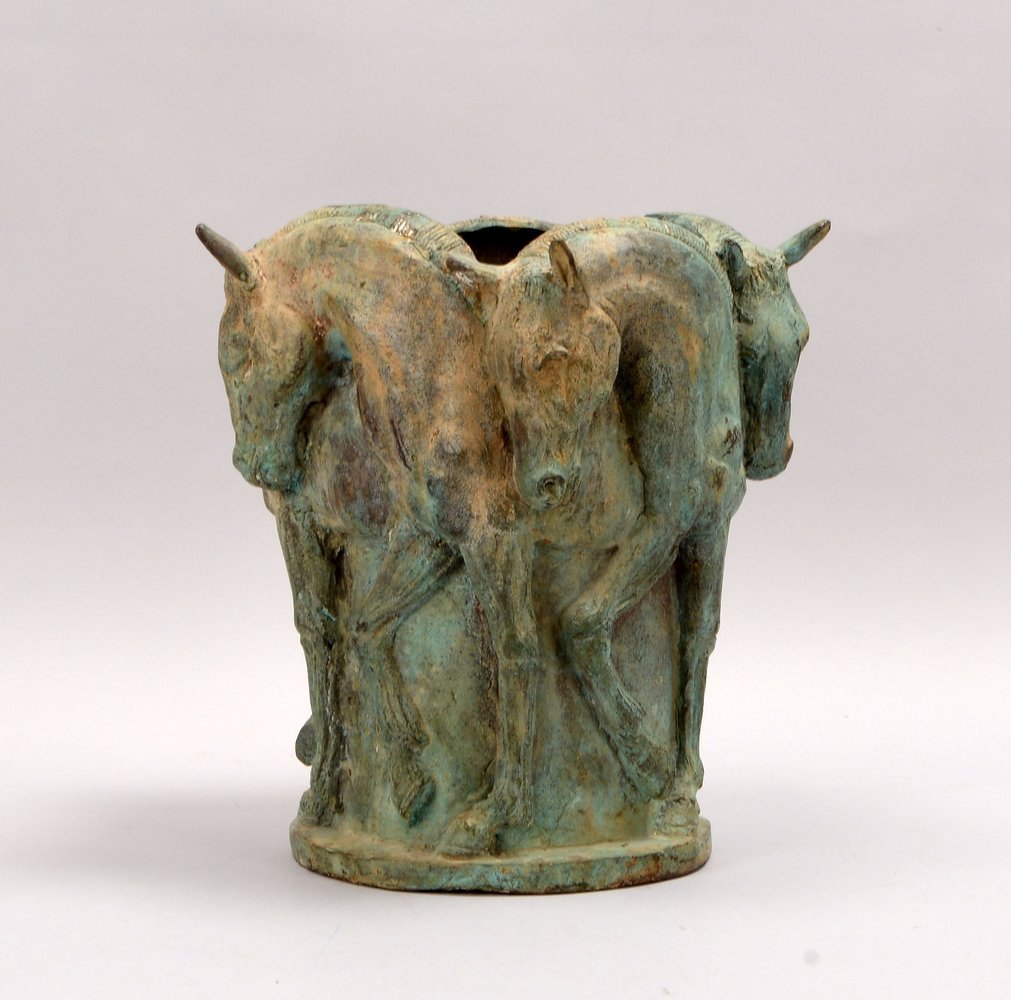 Bronze-(Über-)Topf, skulpturales Relief, 'Pferdefiguren' - schwerer massiver Guss