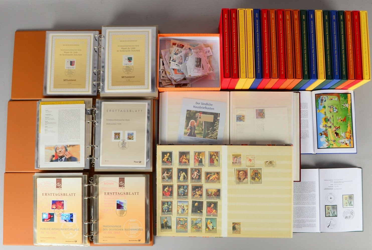 Briefmarken: 21x Bücher 'Postwertz. BRD' ab ca. 2000, Briefstücke/'Ersttagsbl.'