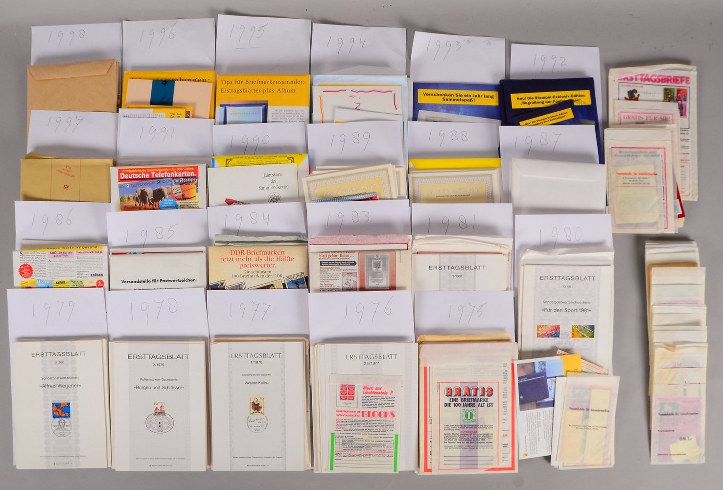 Briefmarkensammlung, 'BRD', ca. 1979 - 1998: 'Ersttagsblätter', teils in orig. Postbriefen