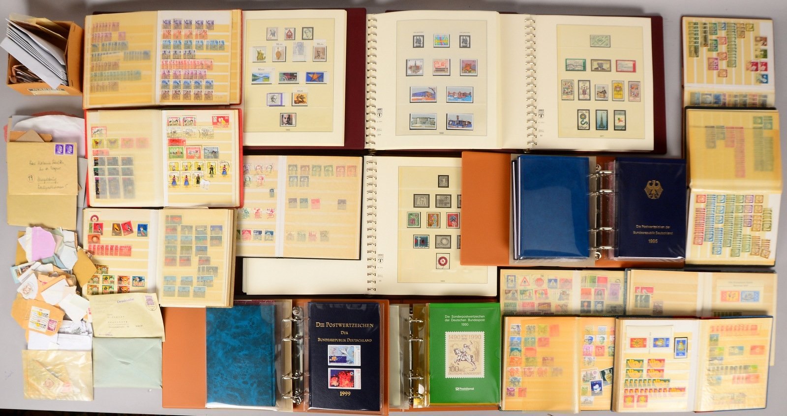 Briefmarkensammlung, 'BRD' und 'Europa', Diverses: 10x Steckbücher/7x Alben