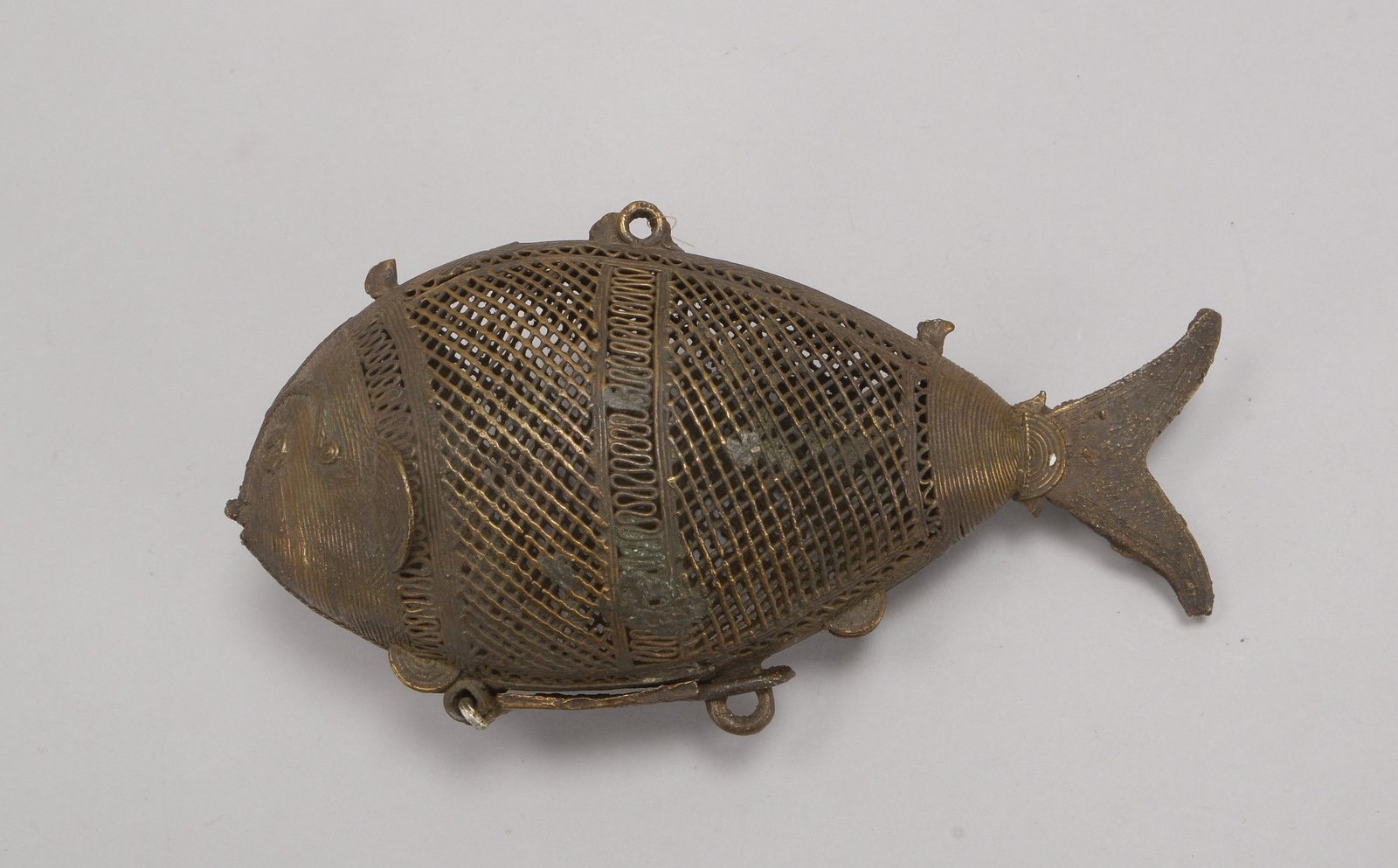 Figürl. Räuchergefäß (Benin), Bronze, 'Fisch', Korpus durchbrochen, mit Öse