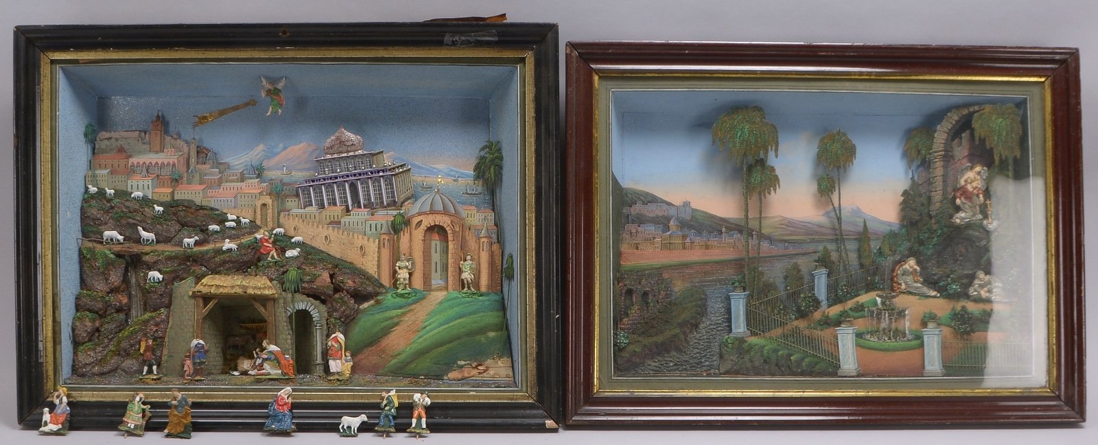 2 Dioramen/Schaukästen: 'Palmengarten in Jerusalem', und 'Geburt Christi' (1x ohne Glas)