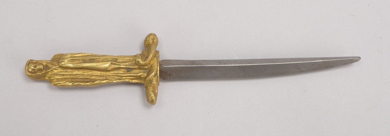 Zeremoniendolch, Bronze feuerverg., Vanitas-Symboldarst.; Länge 24 cm